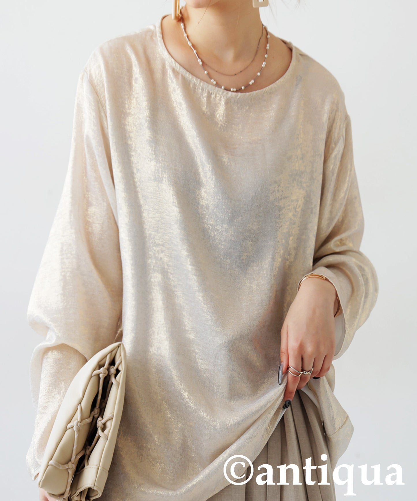 Ladies Shiny Long-Sleeved Pullover