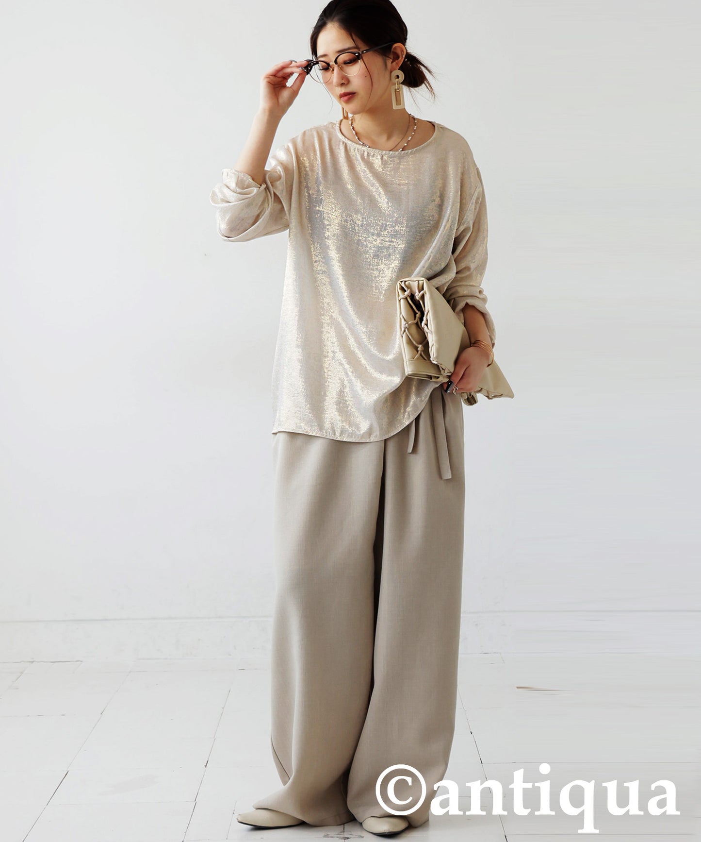 Ladies Shiny Long-Sleeved Pullover