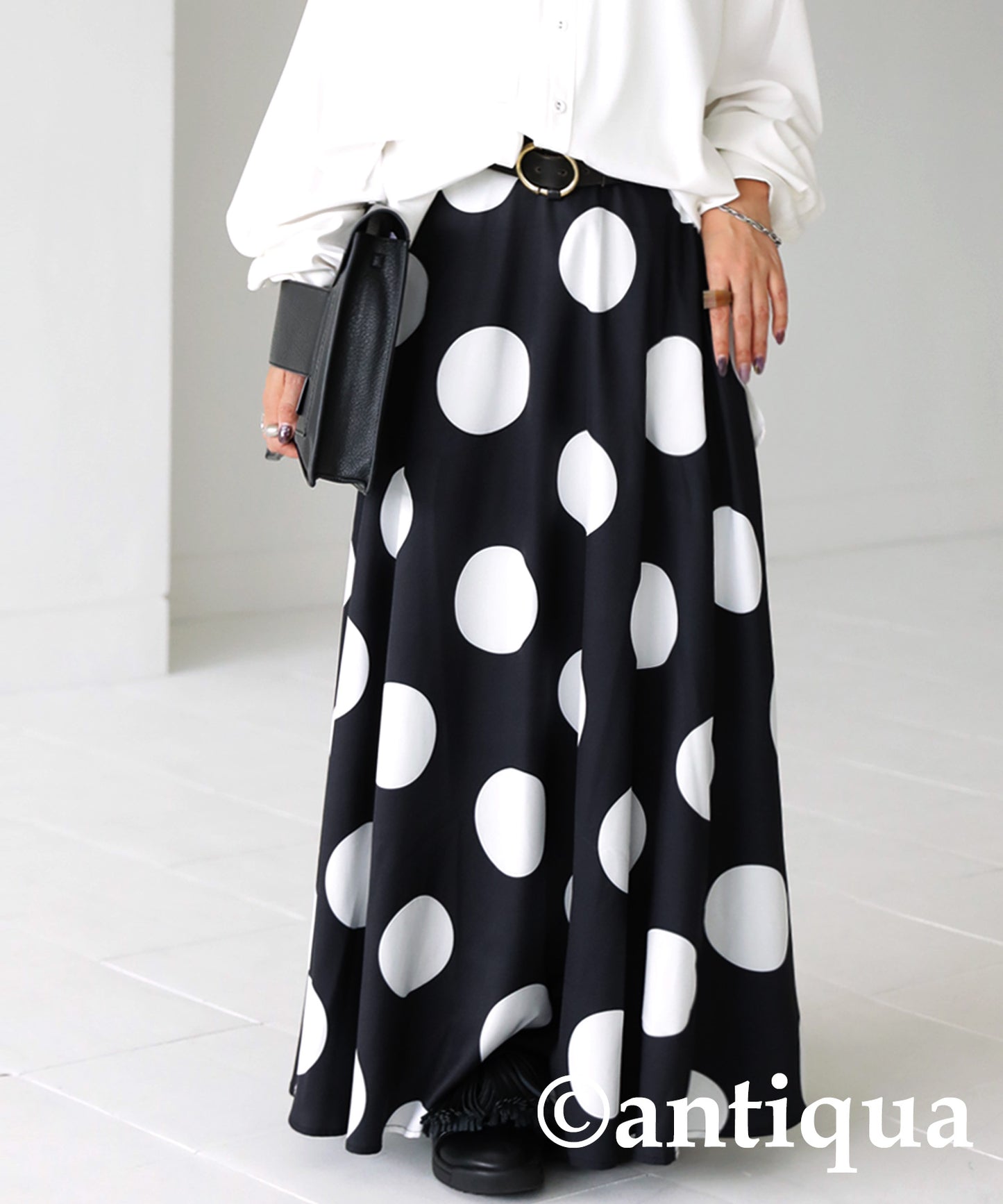 Dot pattern flare skirt Ladies