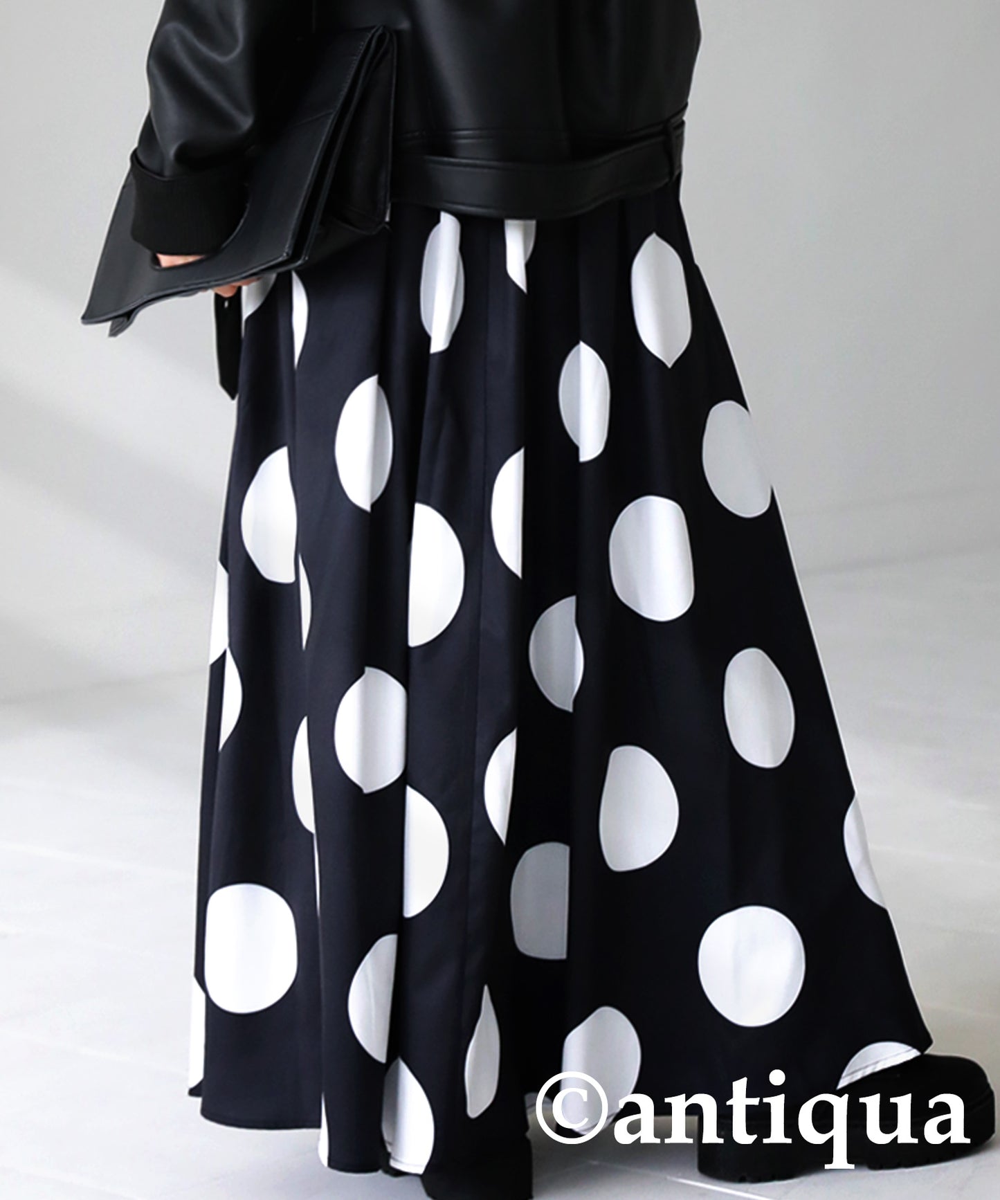 Dot pattern flare skirt Ladies