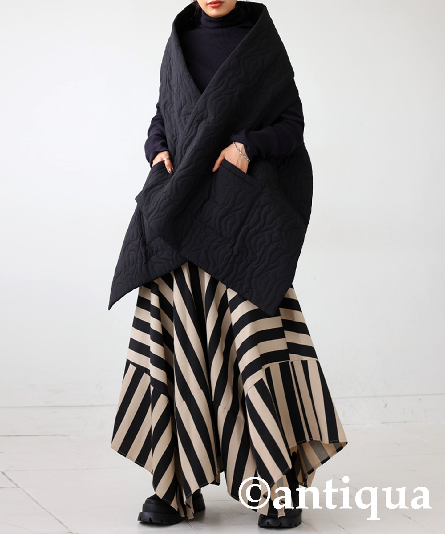 Deformation panel stripe skirt Ladies