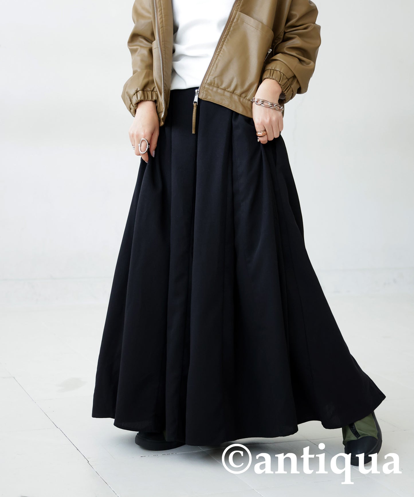 Tucked Flare Skirt Ladies