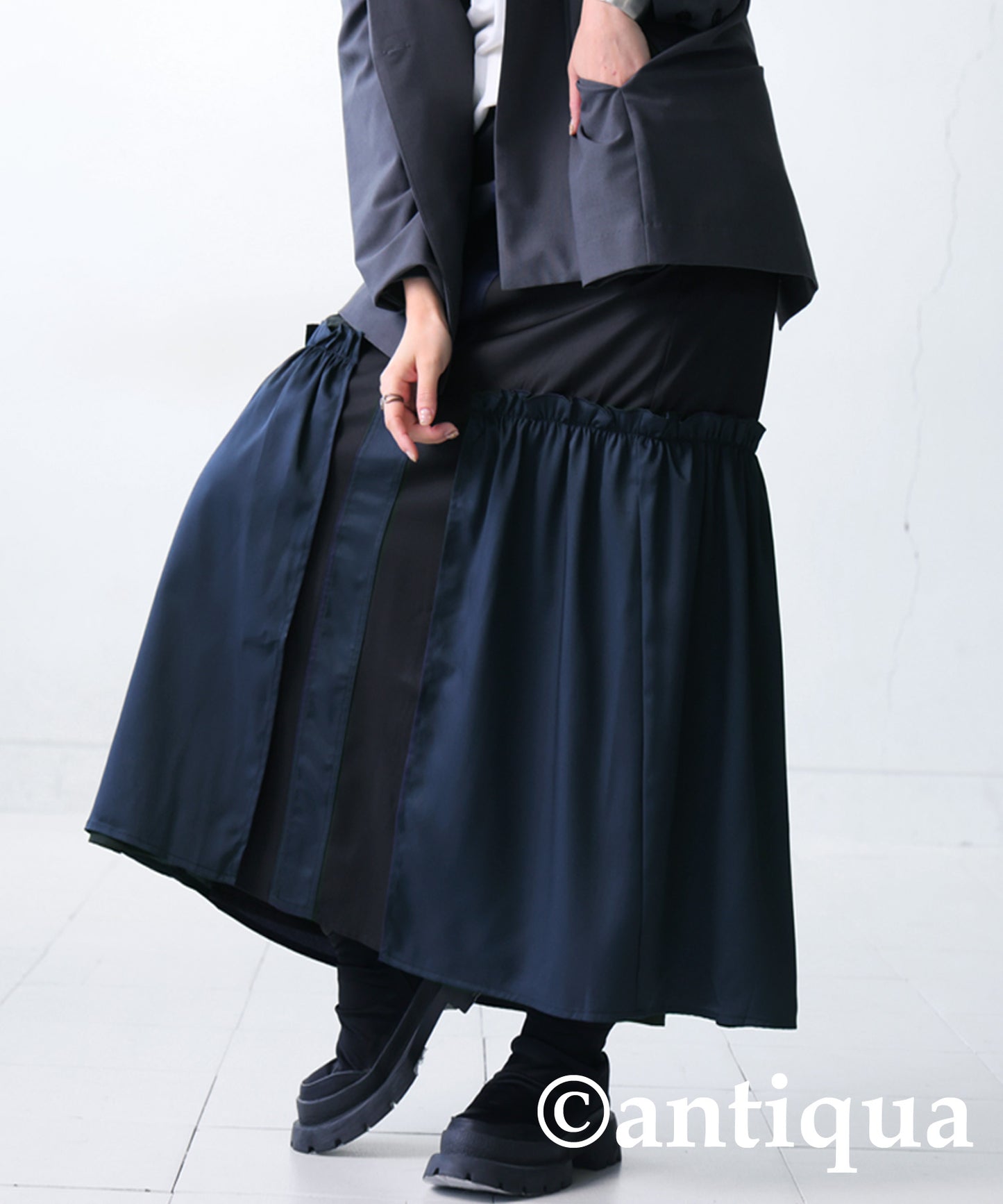 Side Frill Skirt Ladies