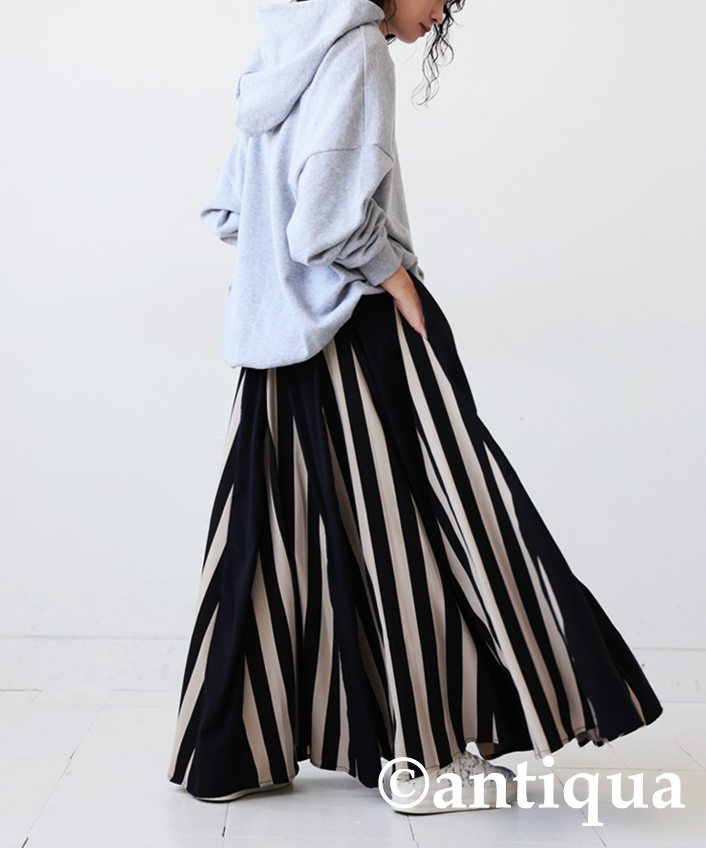 Striped Pattern Flare Skirt Ladies