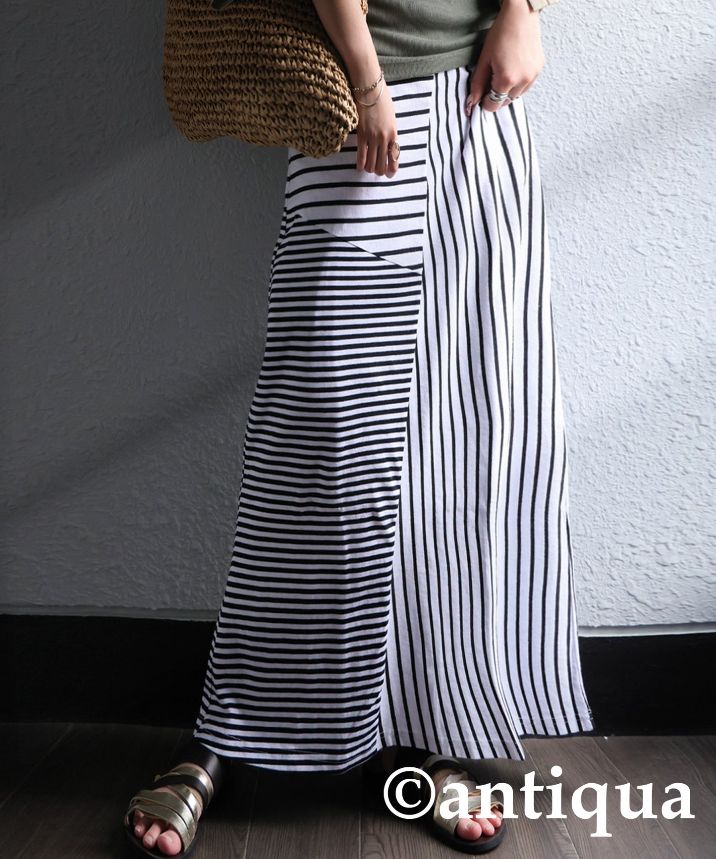 Stripe Pattern Flare Skirt Ladies