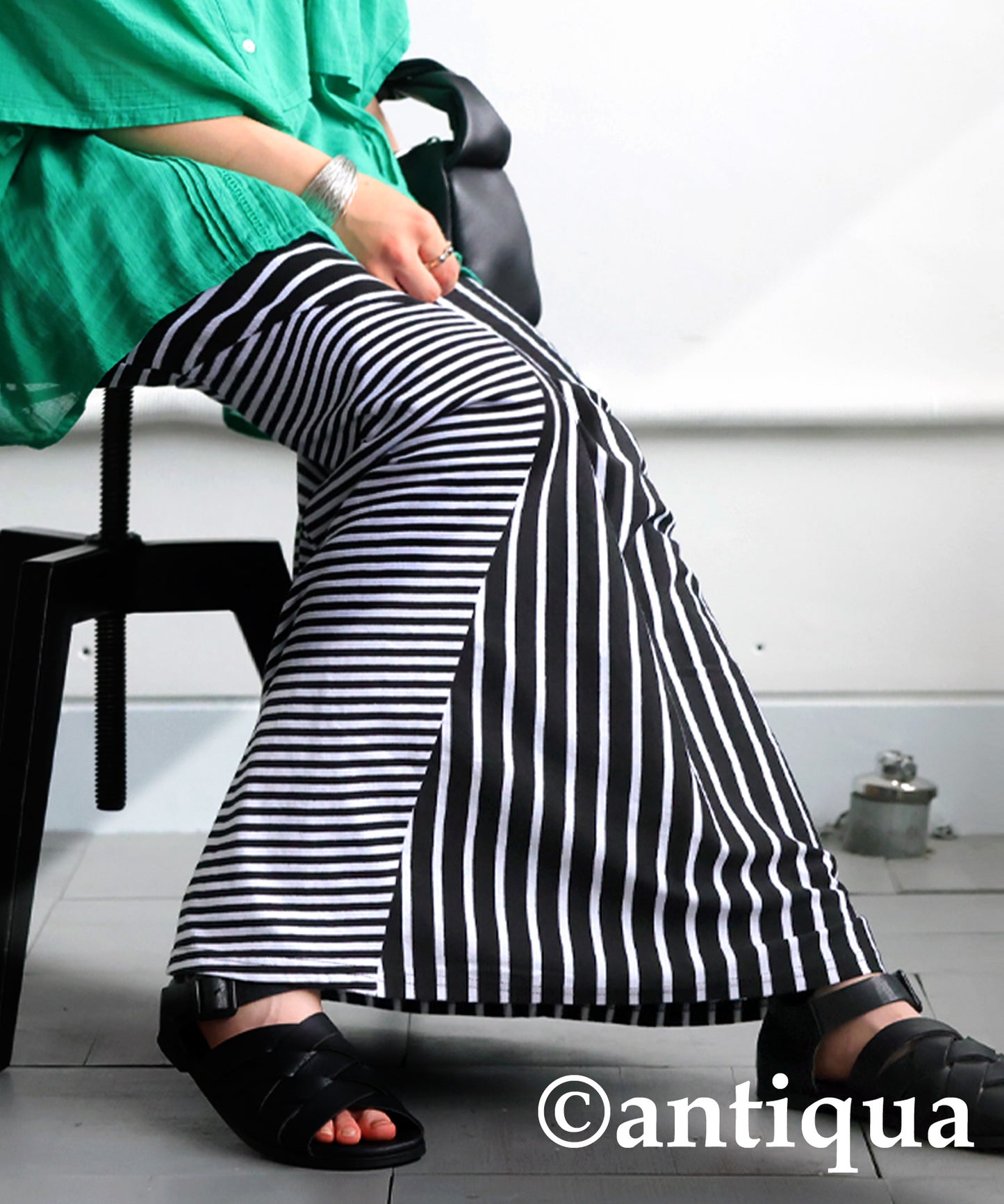 Stripe Pattern Flare Skirt Ladies