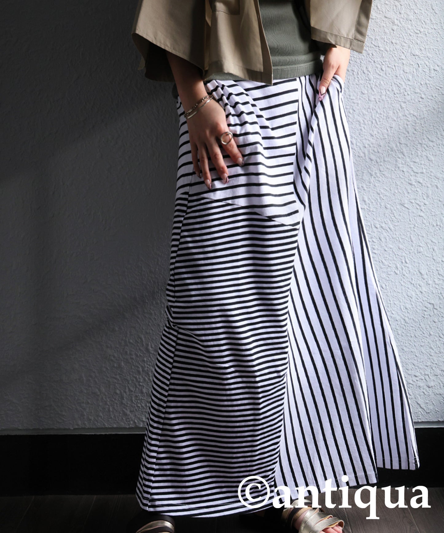 Stripe Pattern Flare Skirt Ladies