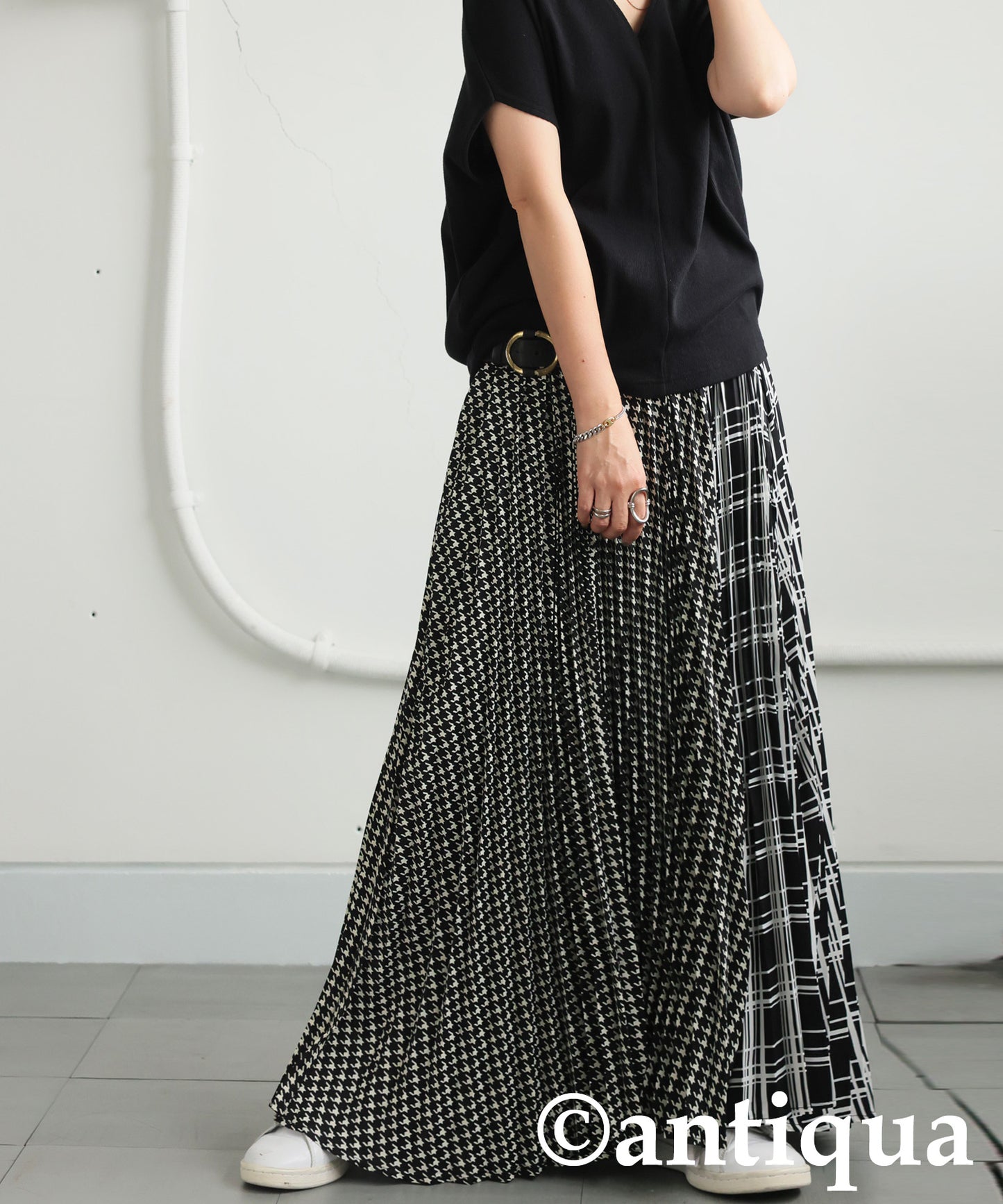 Docking Pleated Skirt Ladies