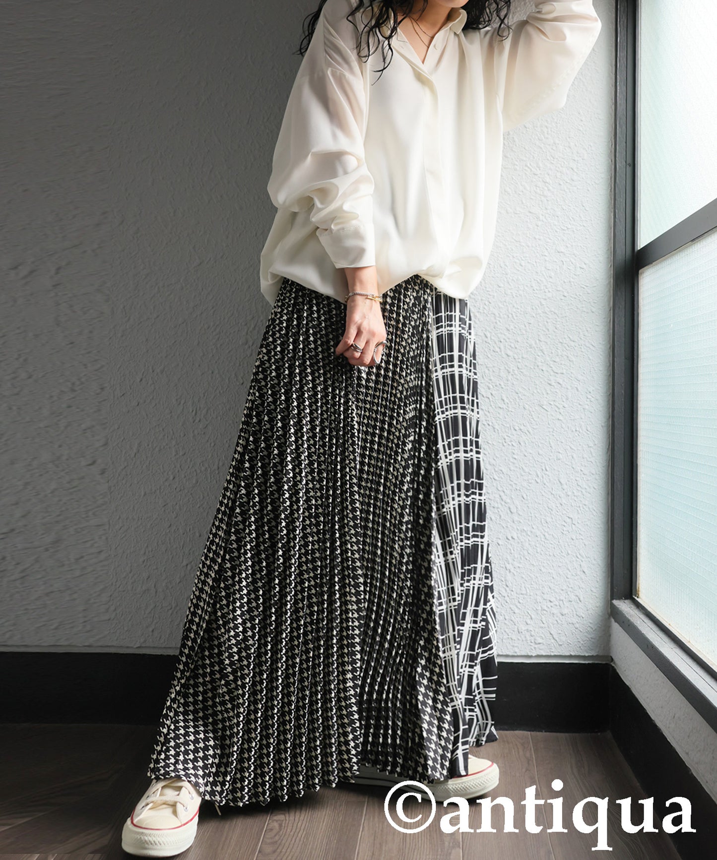 Docking Pleated Skirt Ladies