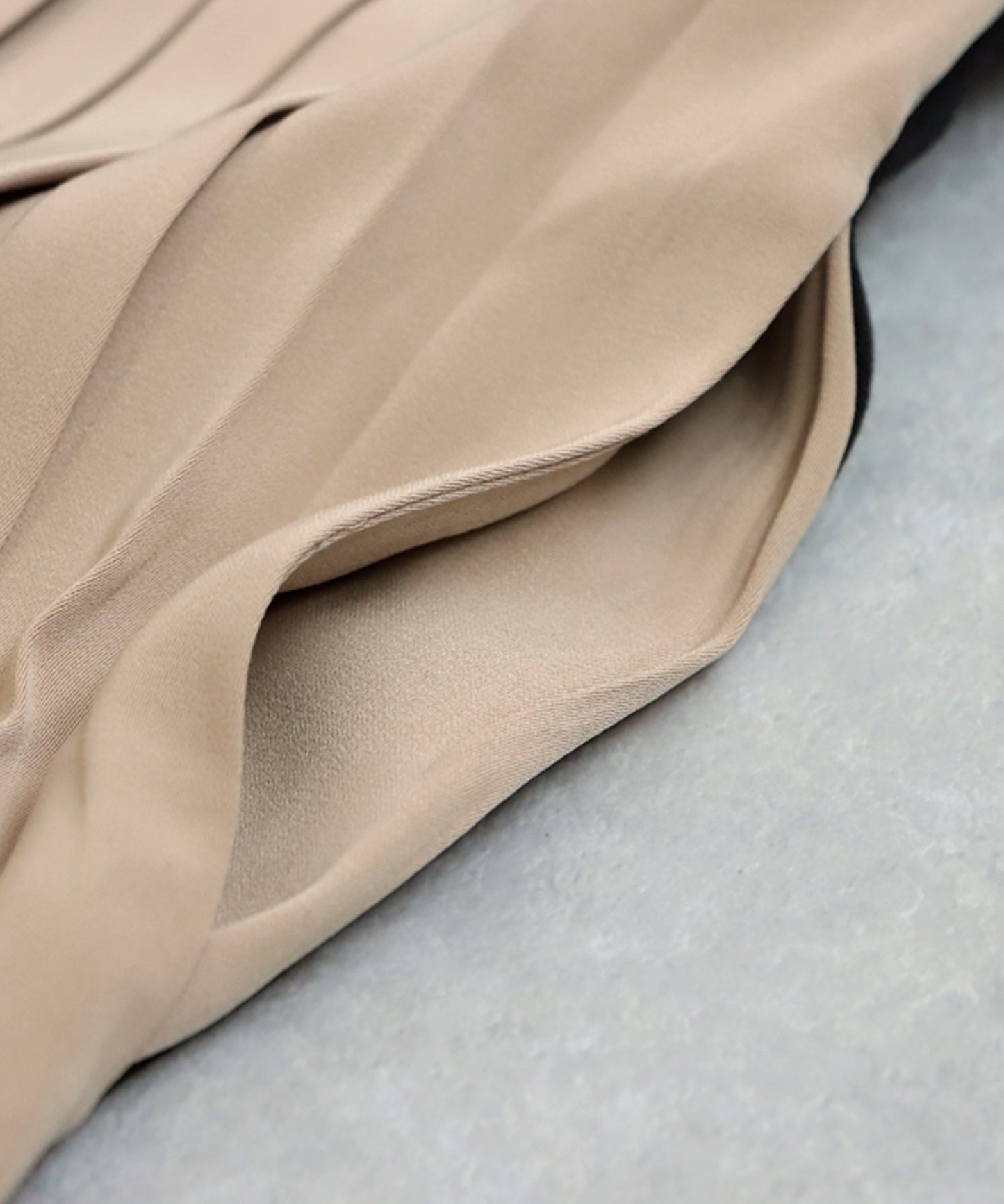 Switching Pleated Dress Ladies