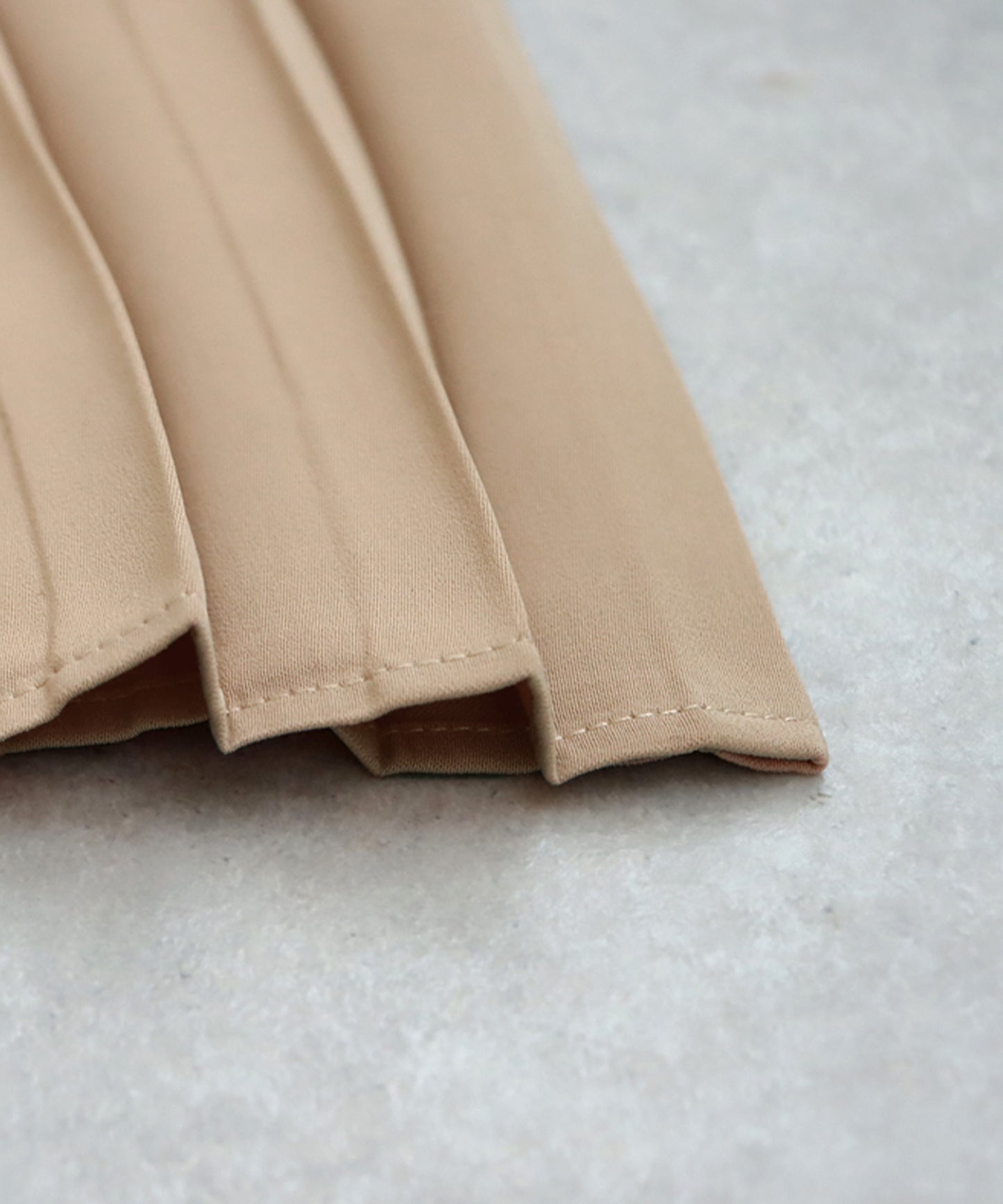 Switching Pleated Dress Ladies