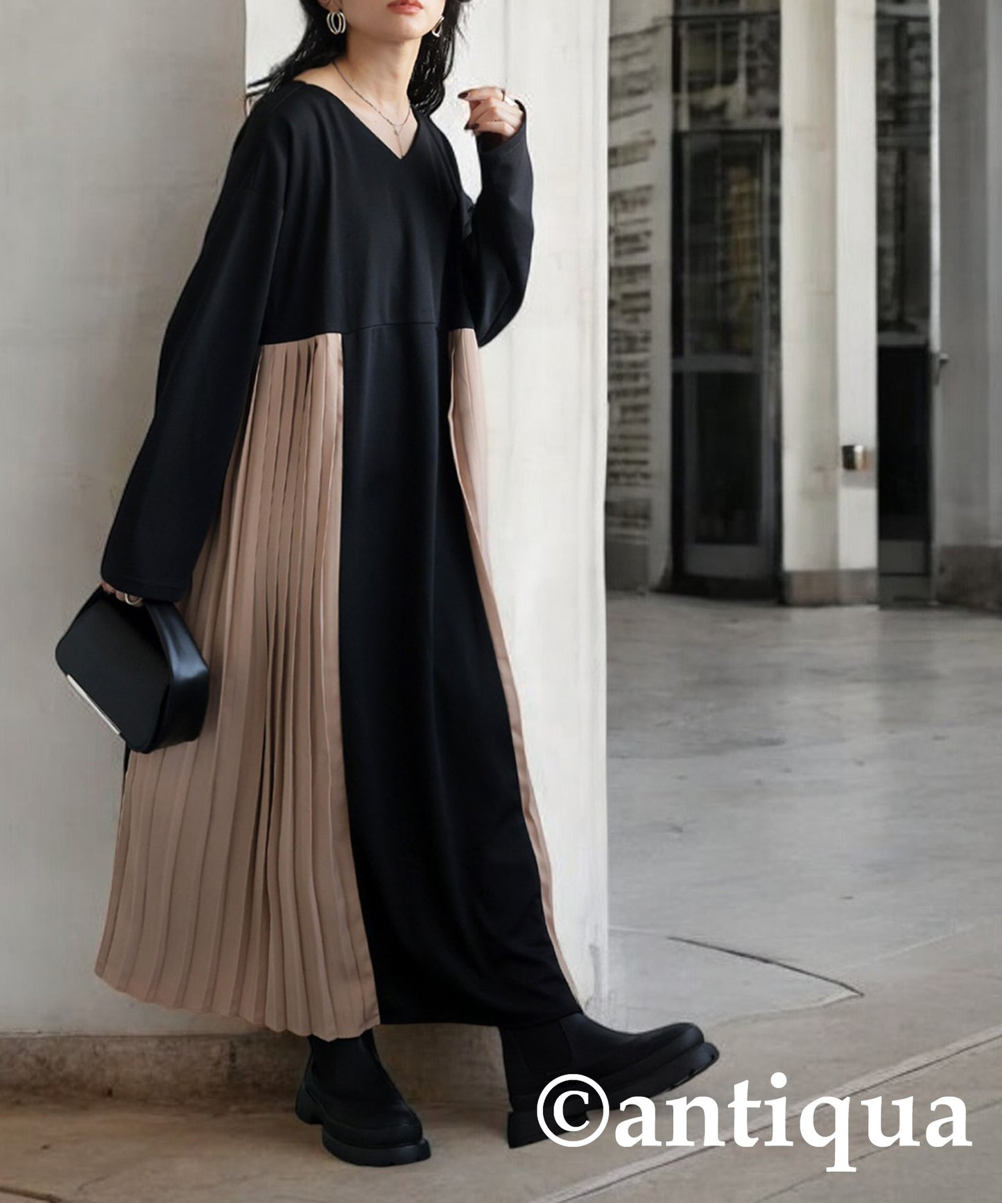 Switching Pleated Dress Ladies