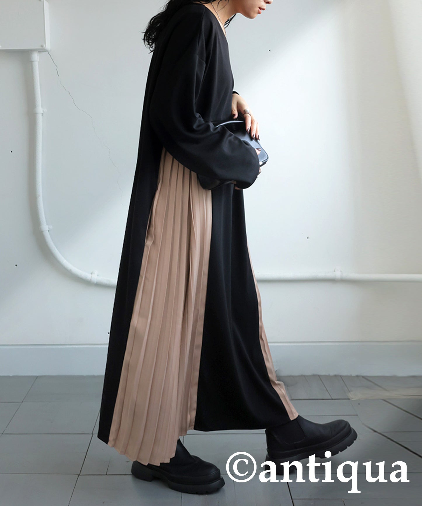 Switching Pleated Dress Ladies