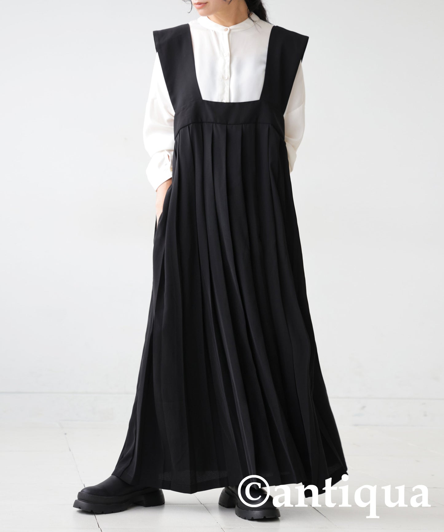 Pleated Design Dress Ladies