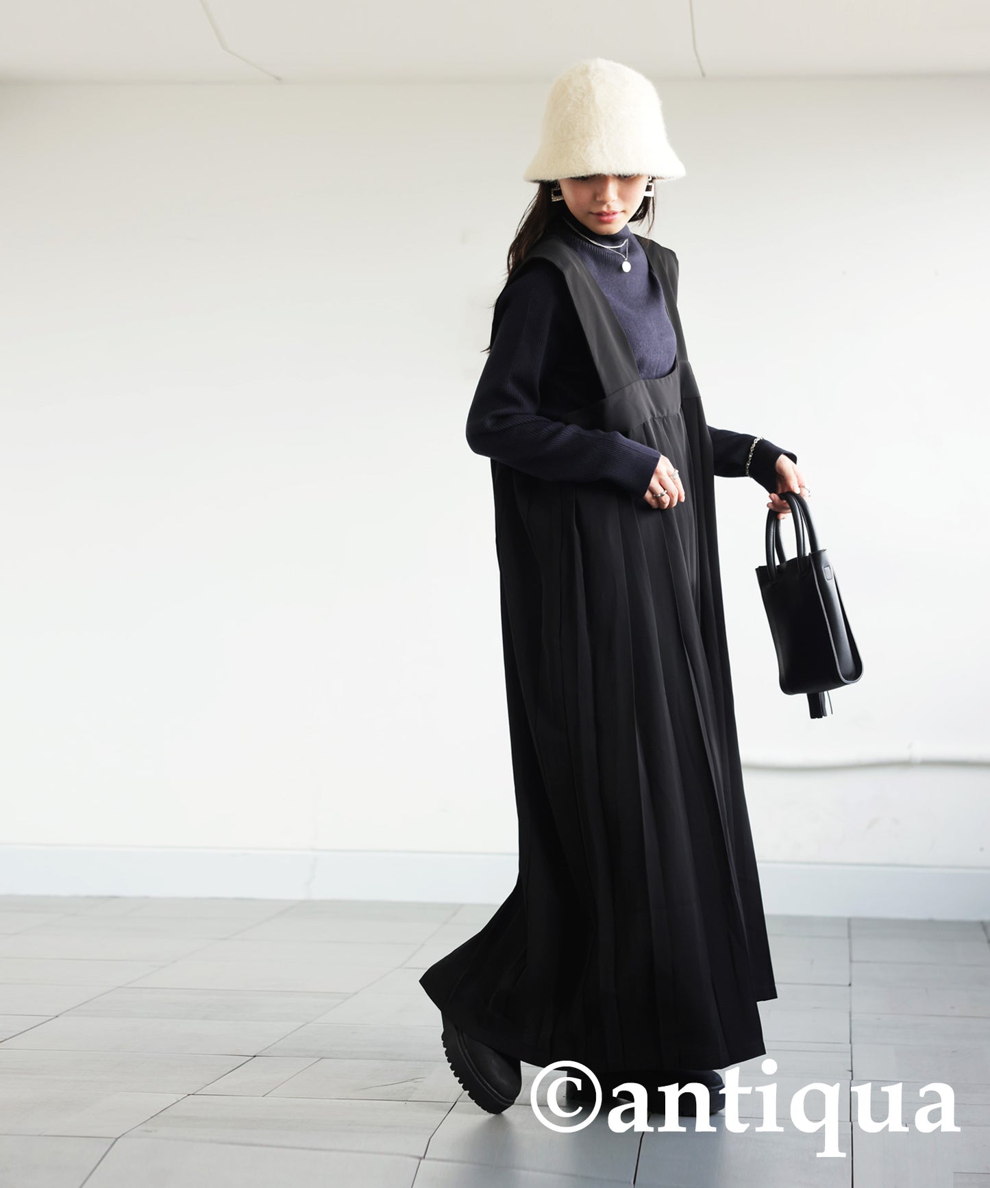 Pleated Design Dress Ladies