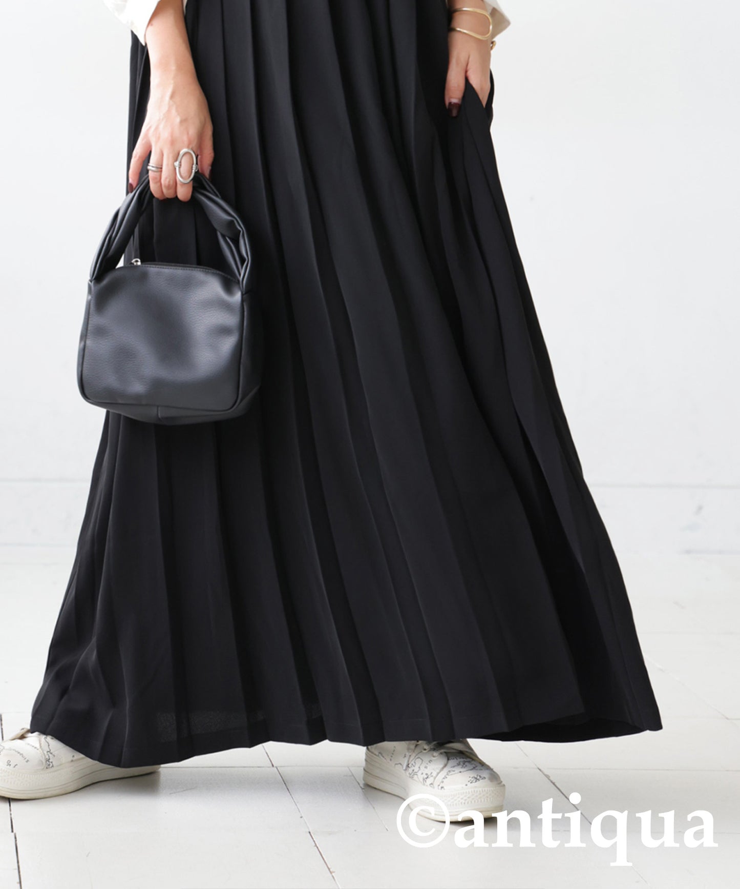 Pleated Design Dress Ladies