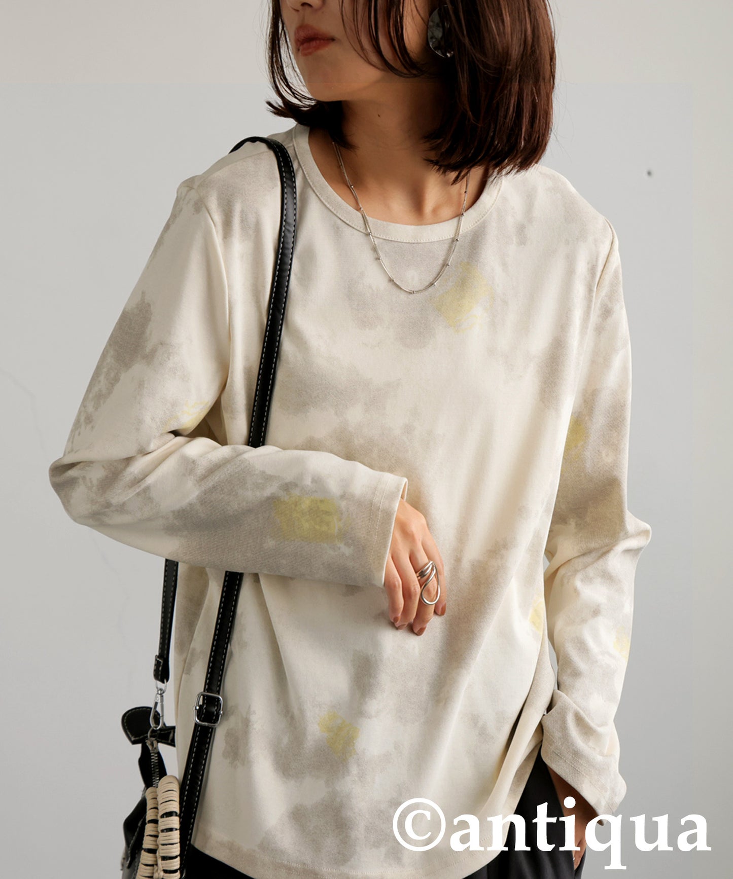 Nuance Pattern Tops Ladies