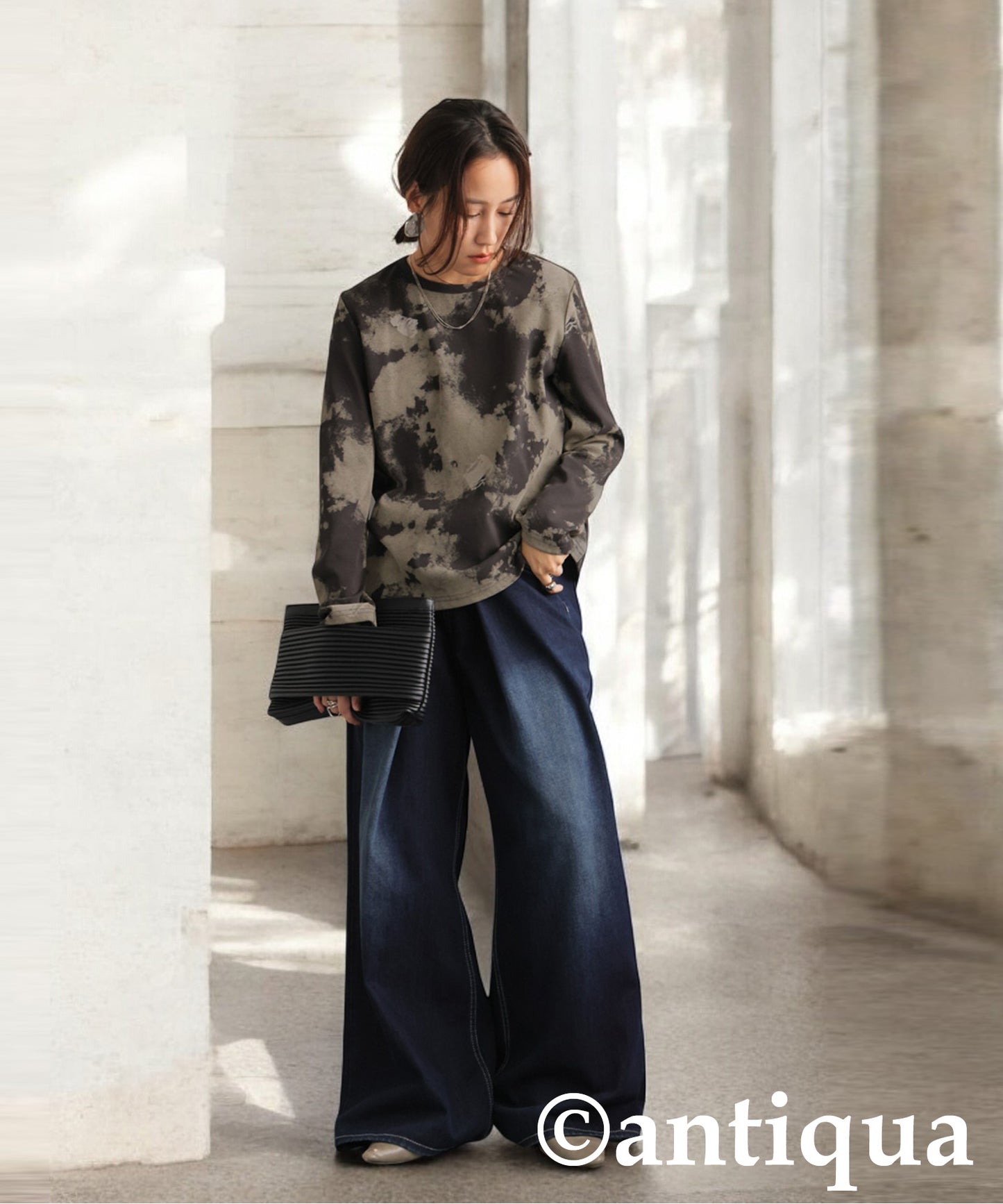 Nuance Pattern Tops Ladies