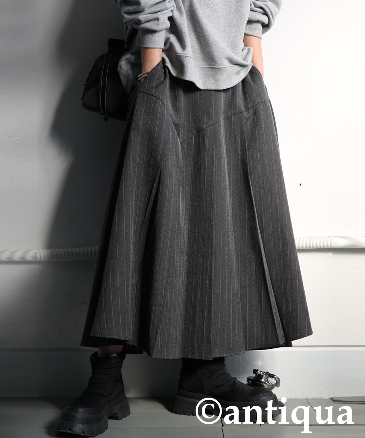 Pinstripe Tuck Skirt Ladies