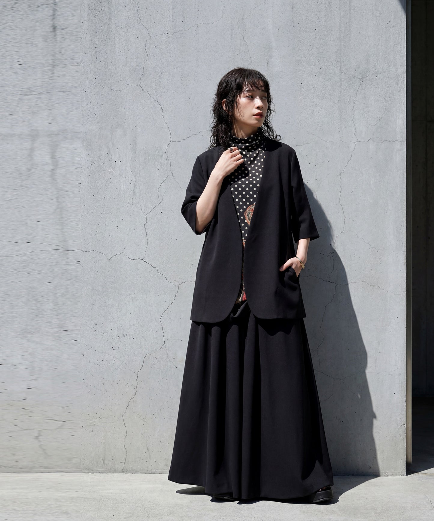 Collarless Short-Sleeved Jacket Ladies