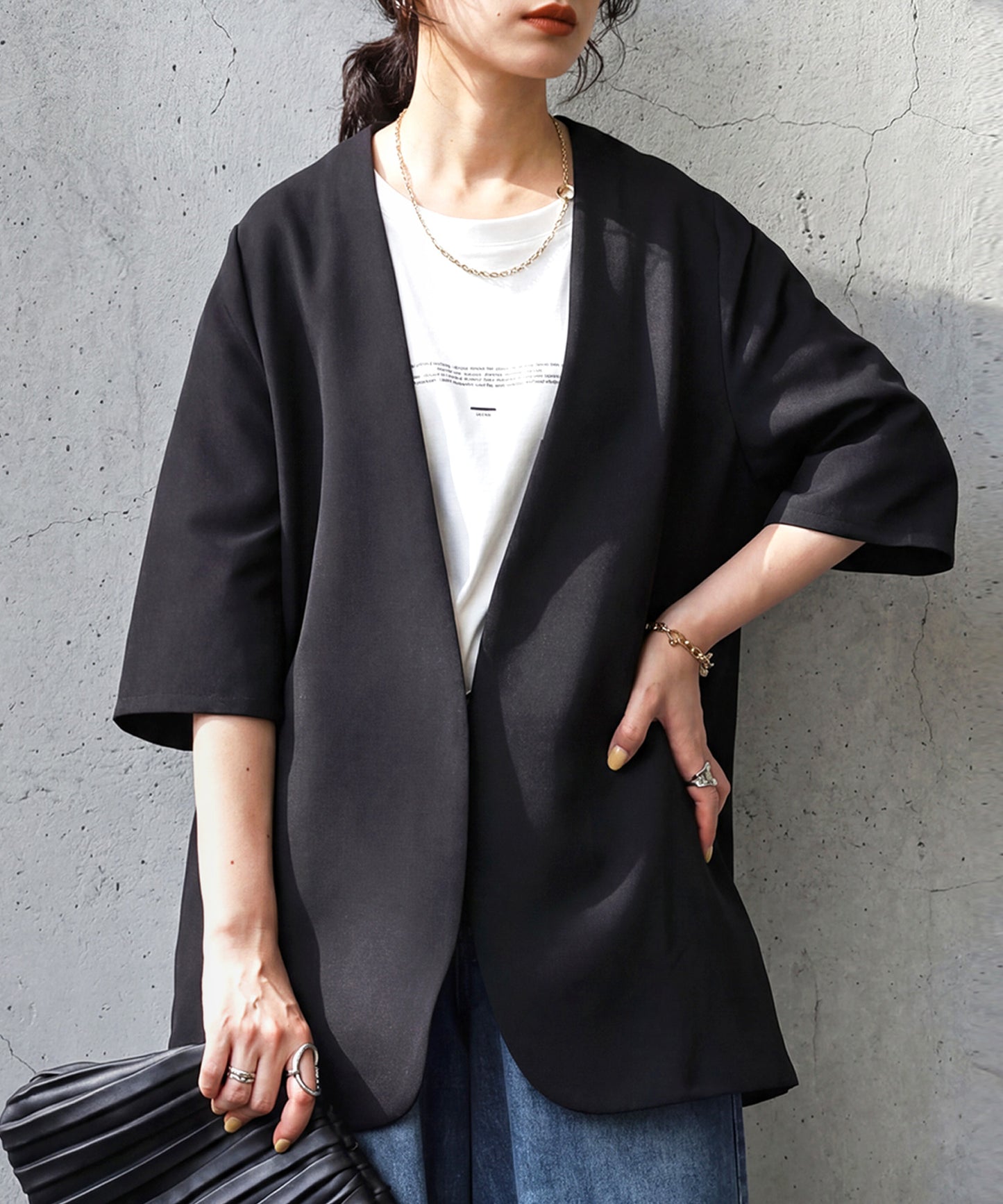 Collarless Short-Sleeved Jacket Ladies