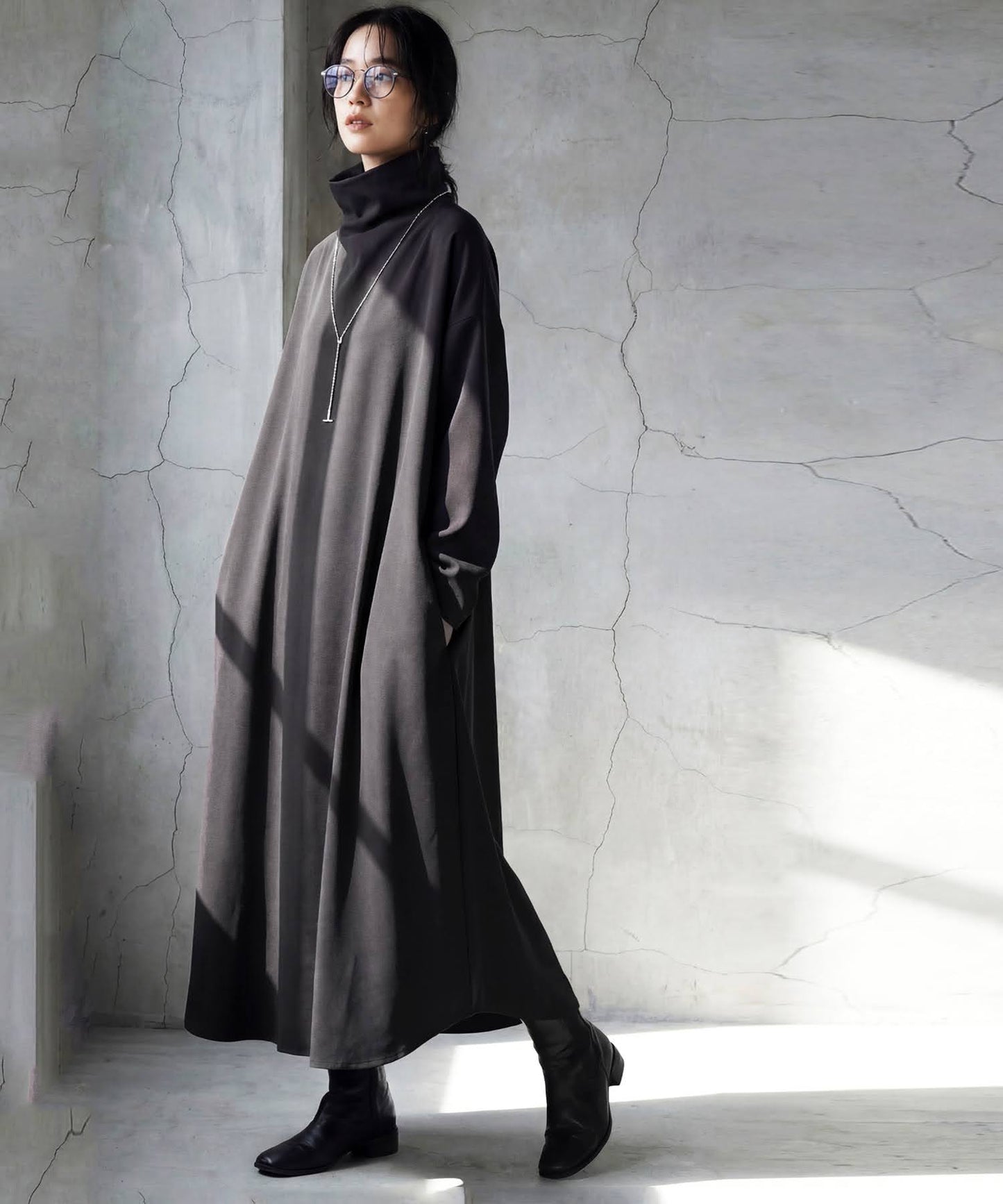 High-Neck Long-Sleeved Dress Ladies