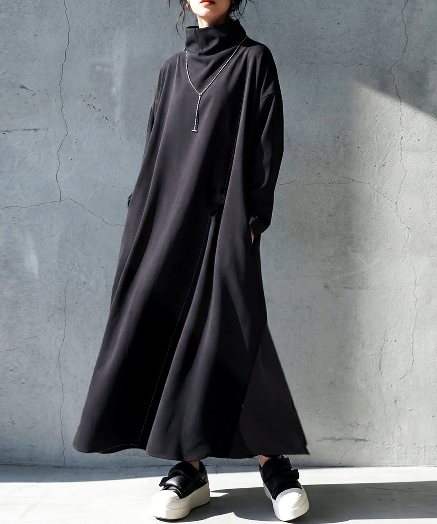 High-Neck Long-Sleeved Dress Ladies