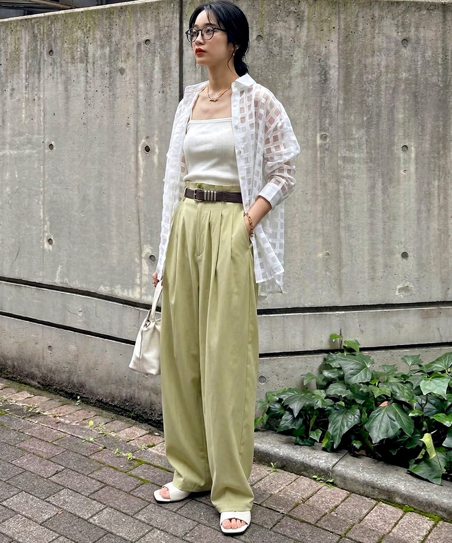 Wide-Leg Pleated Pants Ladies