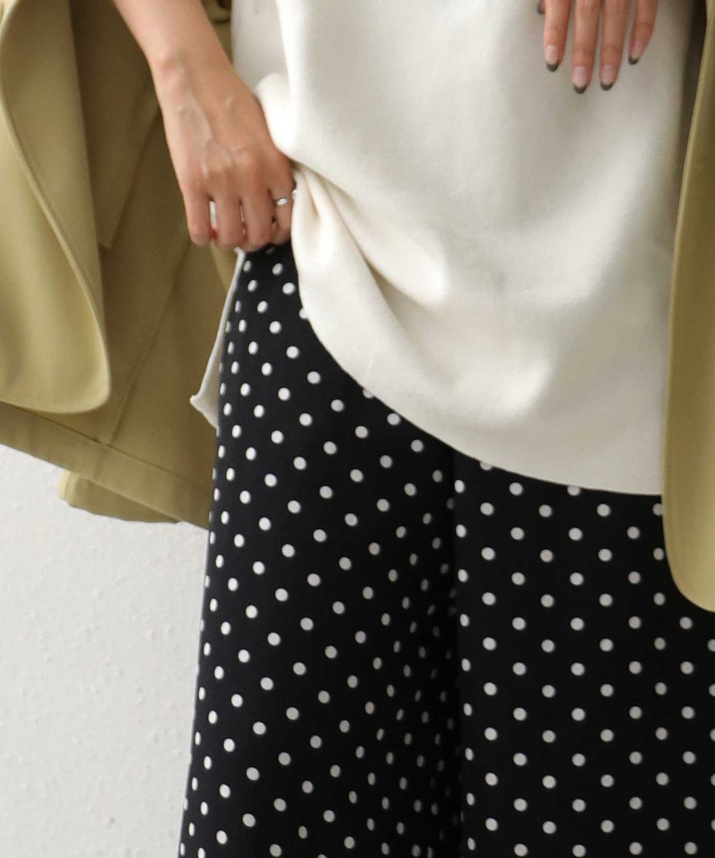 Dot pattern wide pants Ladies