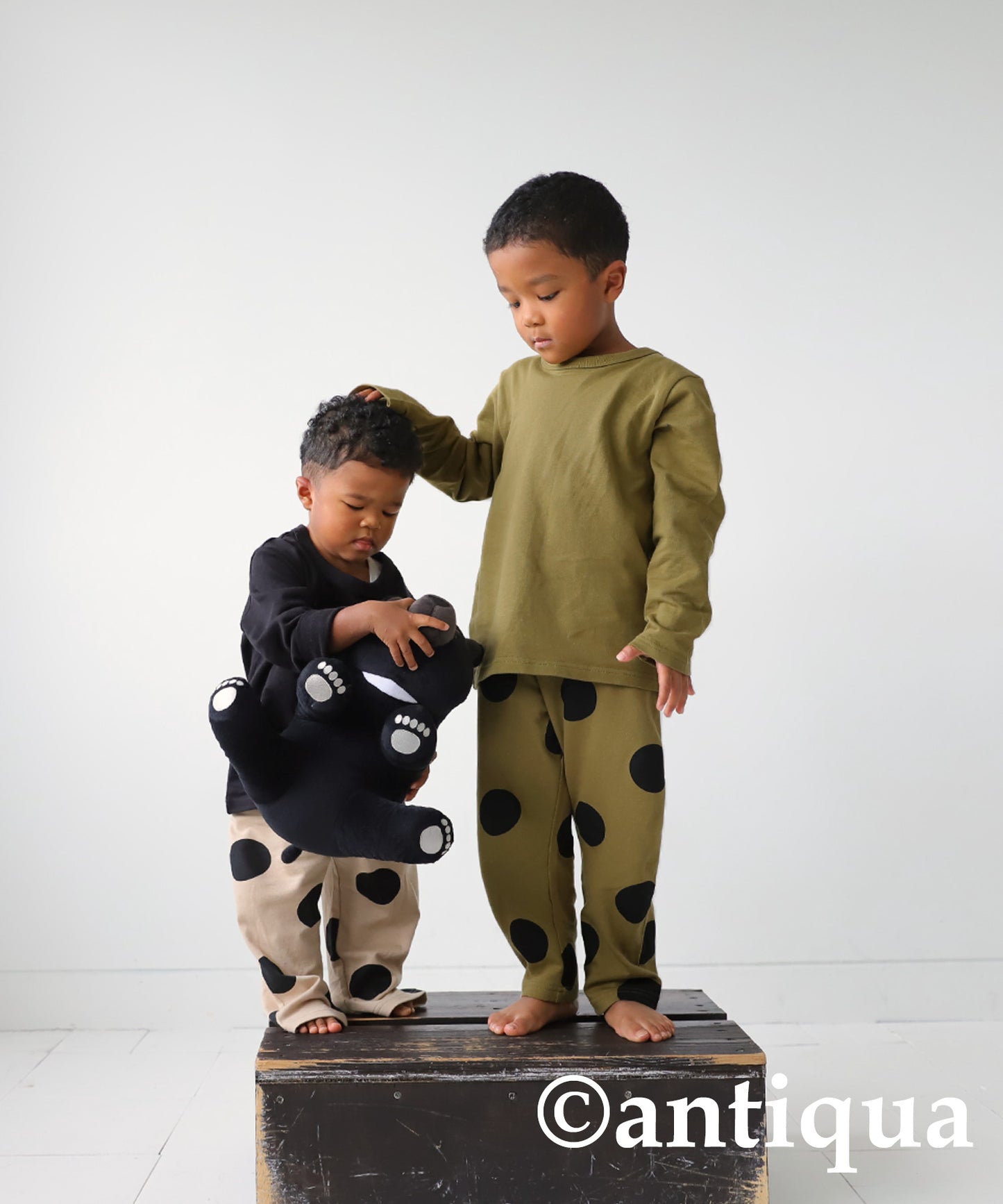 100%cotton dot pattern room wear Kids