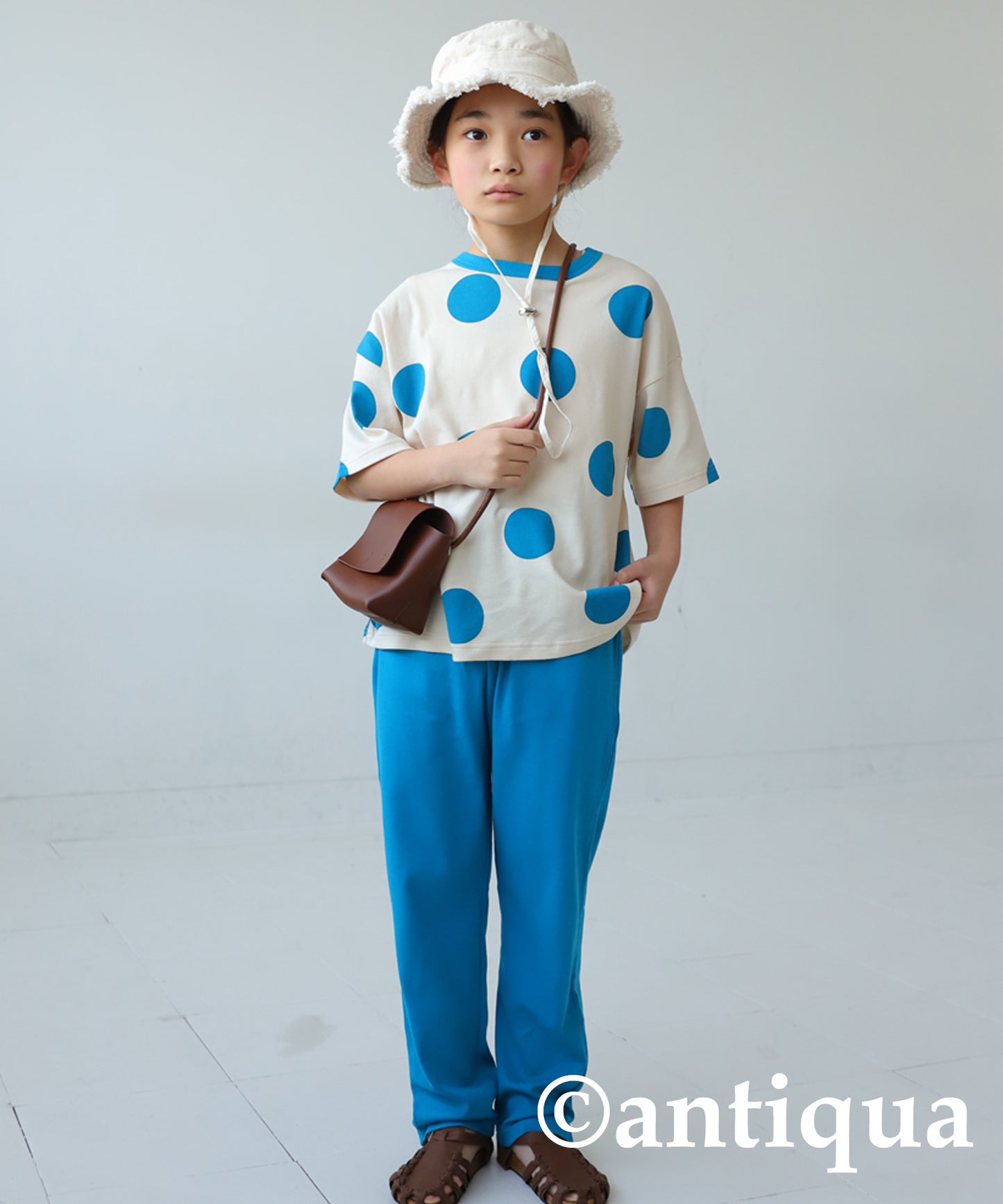 Dot pattern short sleeve room wear Kids