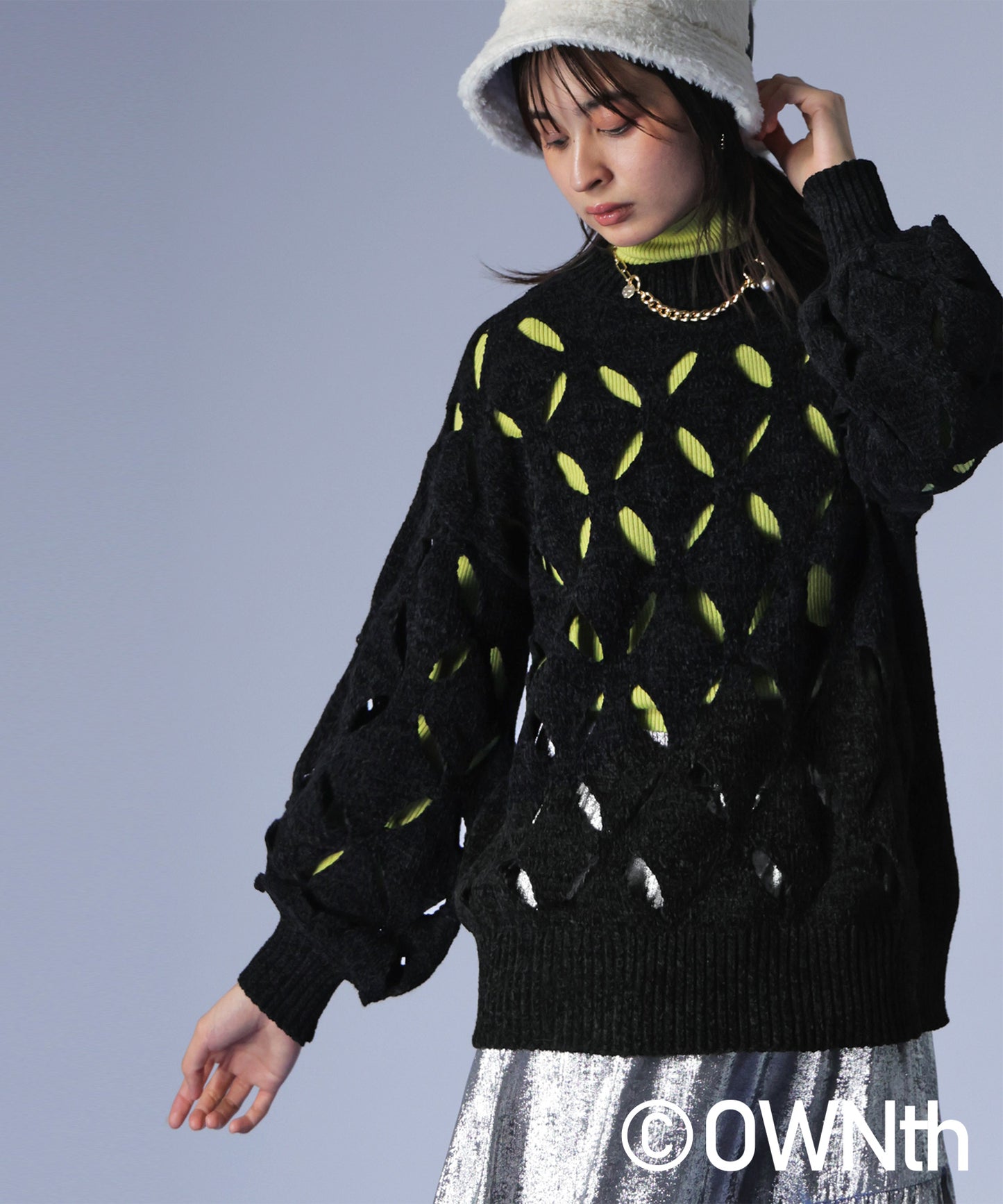 OWNth Diamond Pattern Cutout Crew Neck Knit Tops Ladies