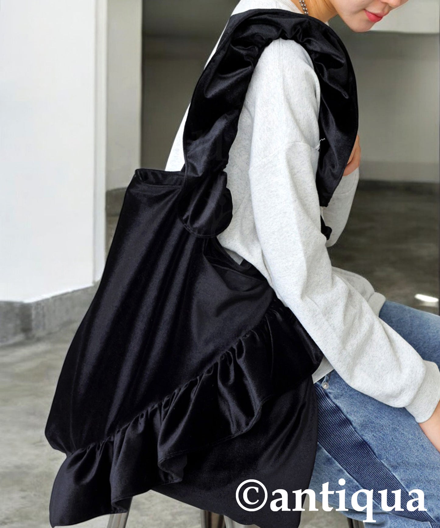 Frill Design Velor Bag Ladies