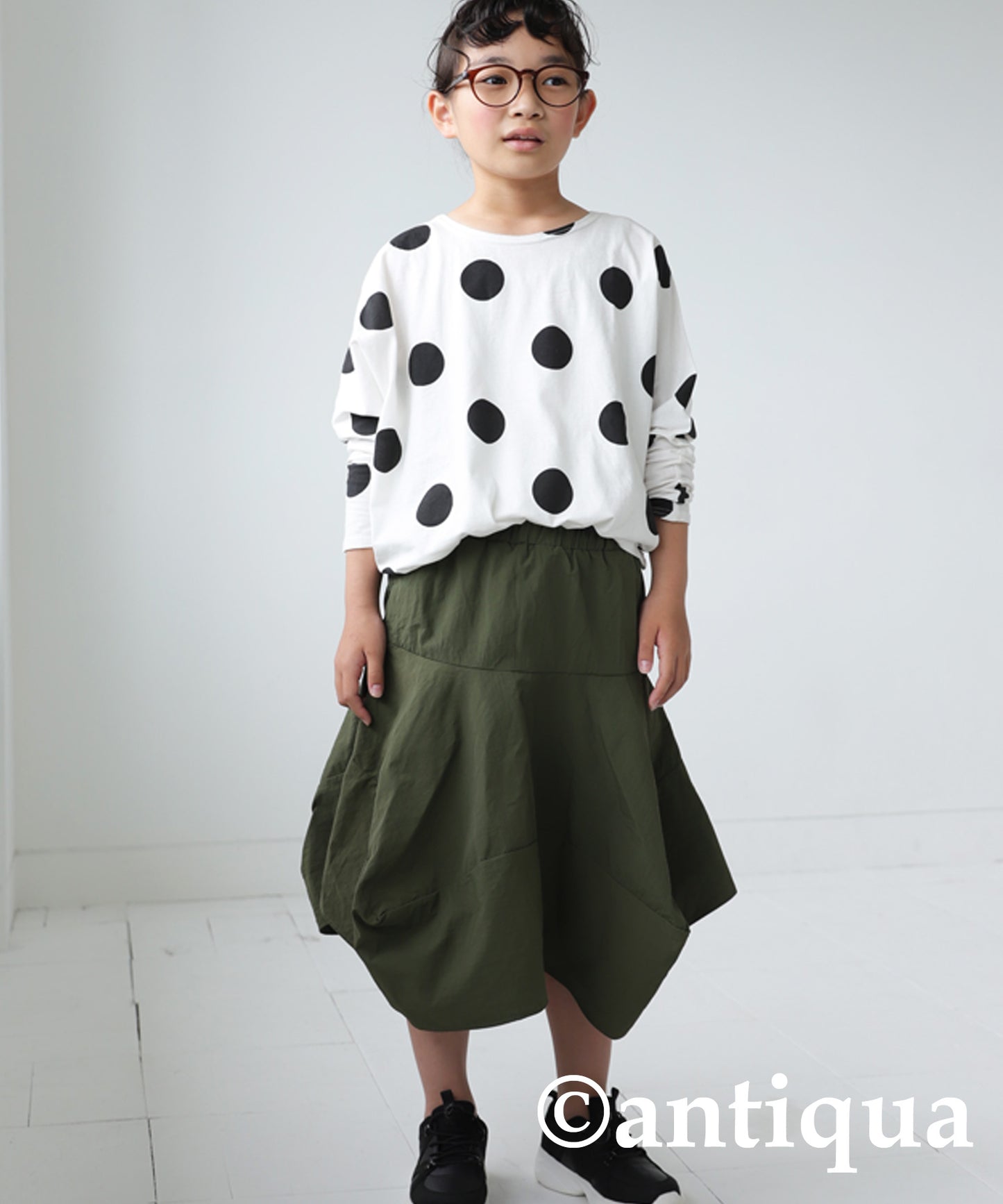 Deformation panel design skirt Kids