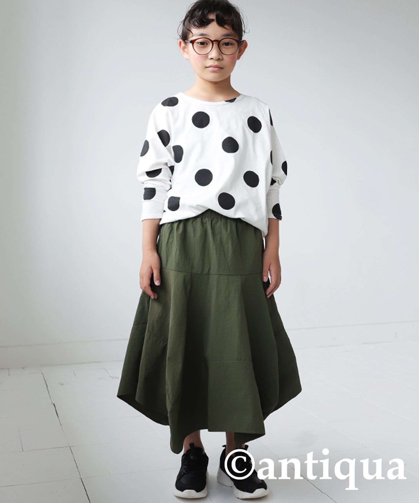 Deformation panel design skirt Kids