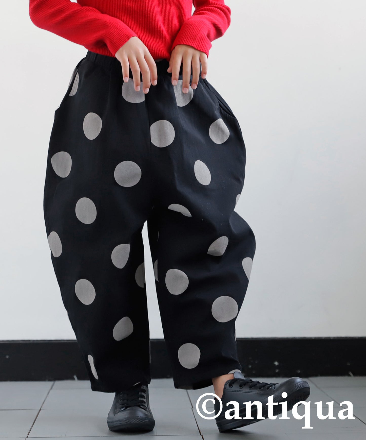 Kids circus pants dot pattern