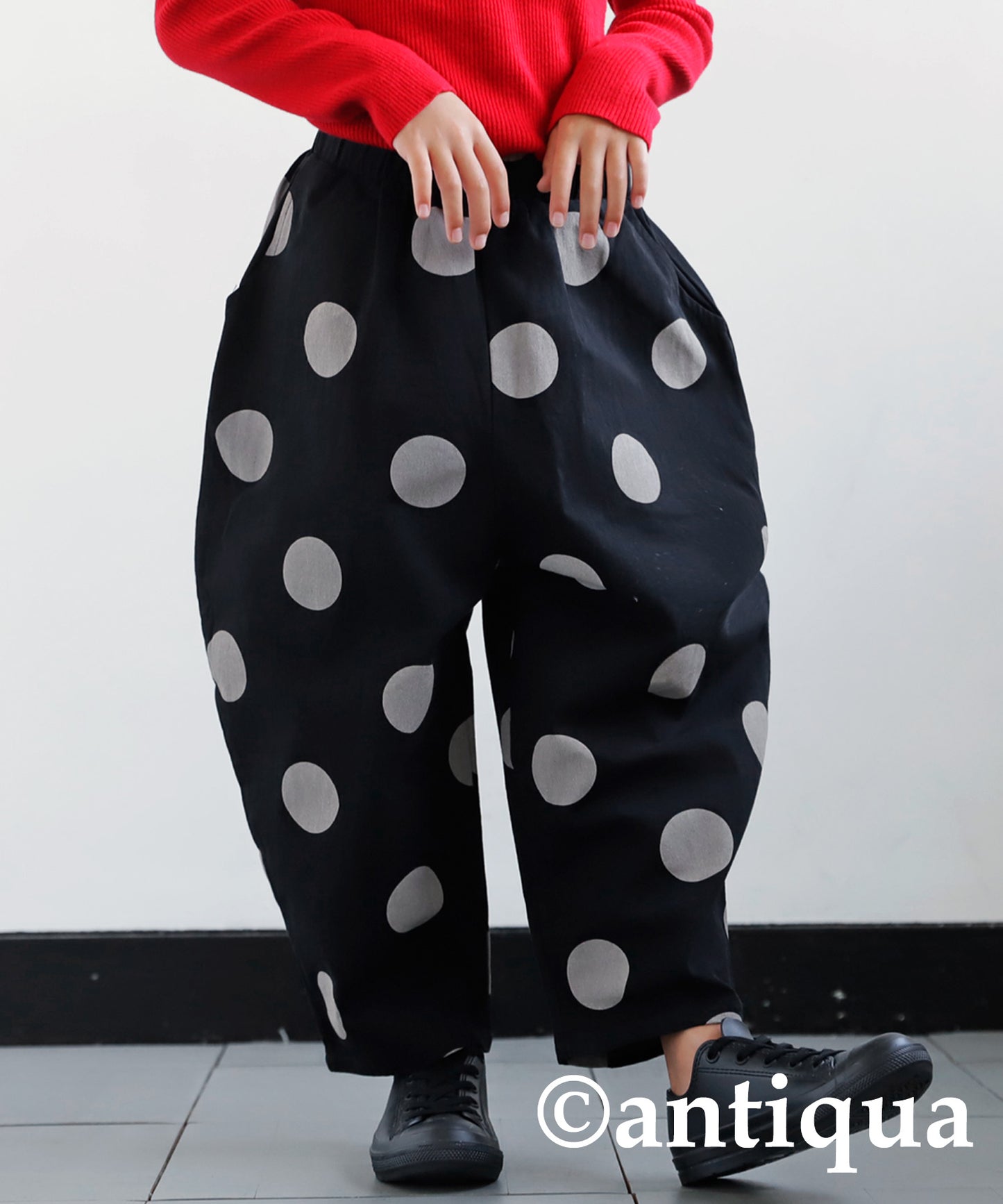 Kids circus pants dot pattern