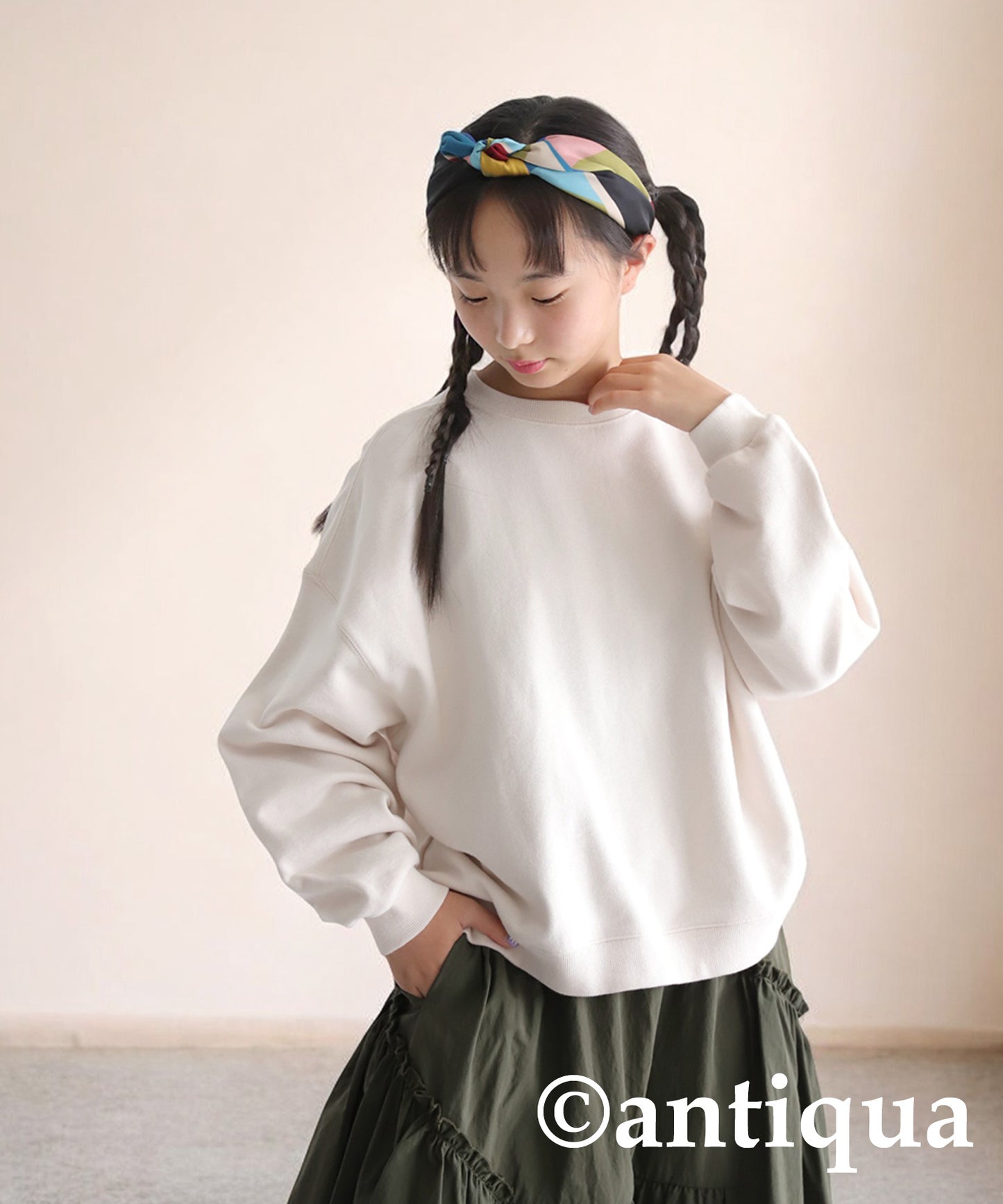 100% Cotton Basic Silhouette Sweatshirt Junior