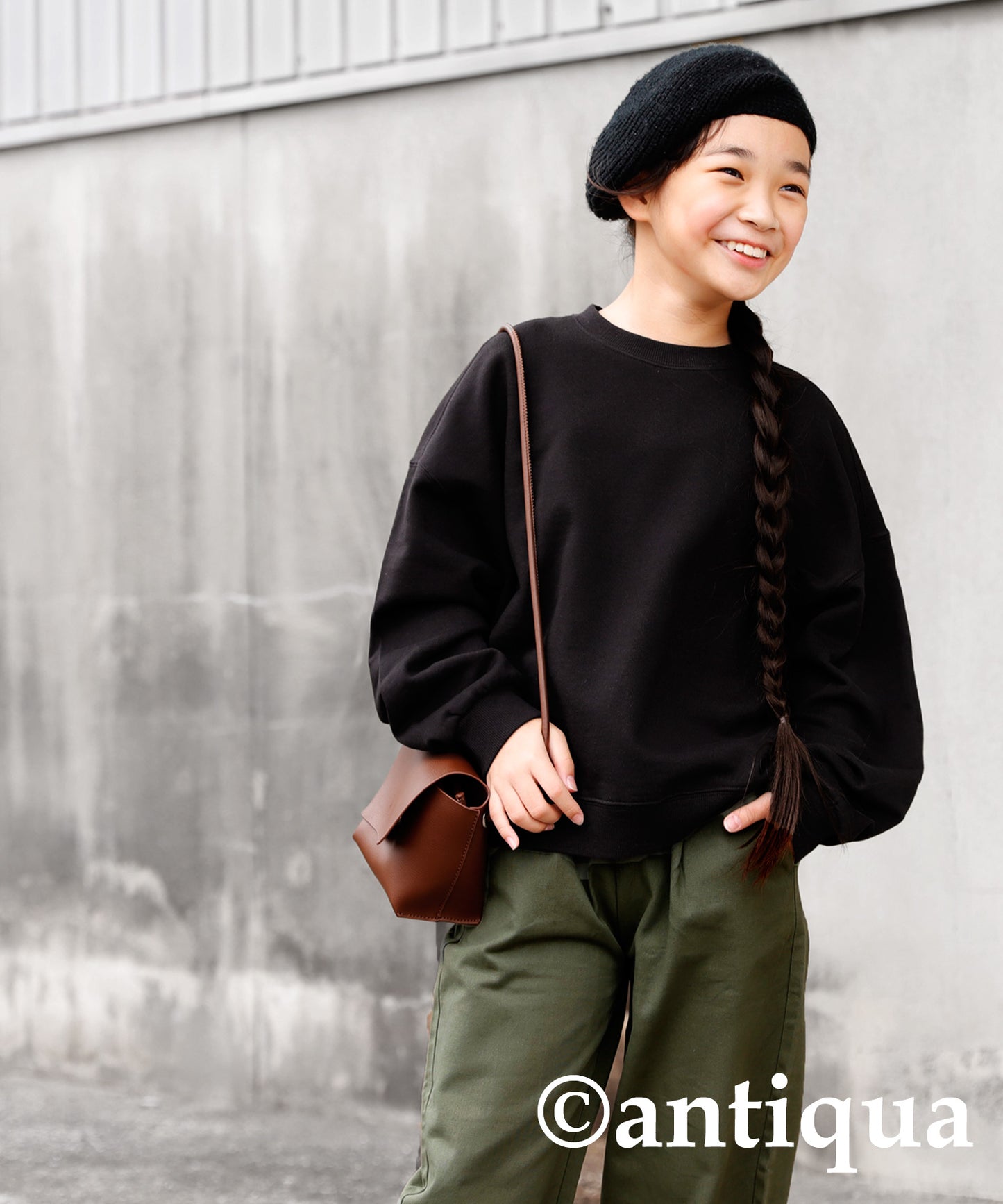 100% Cotton Basic Silhouette Sweatshirt Junior