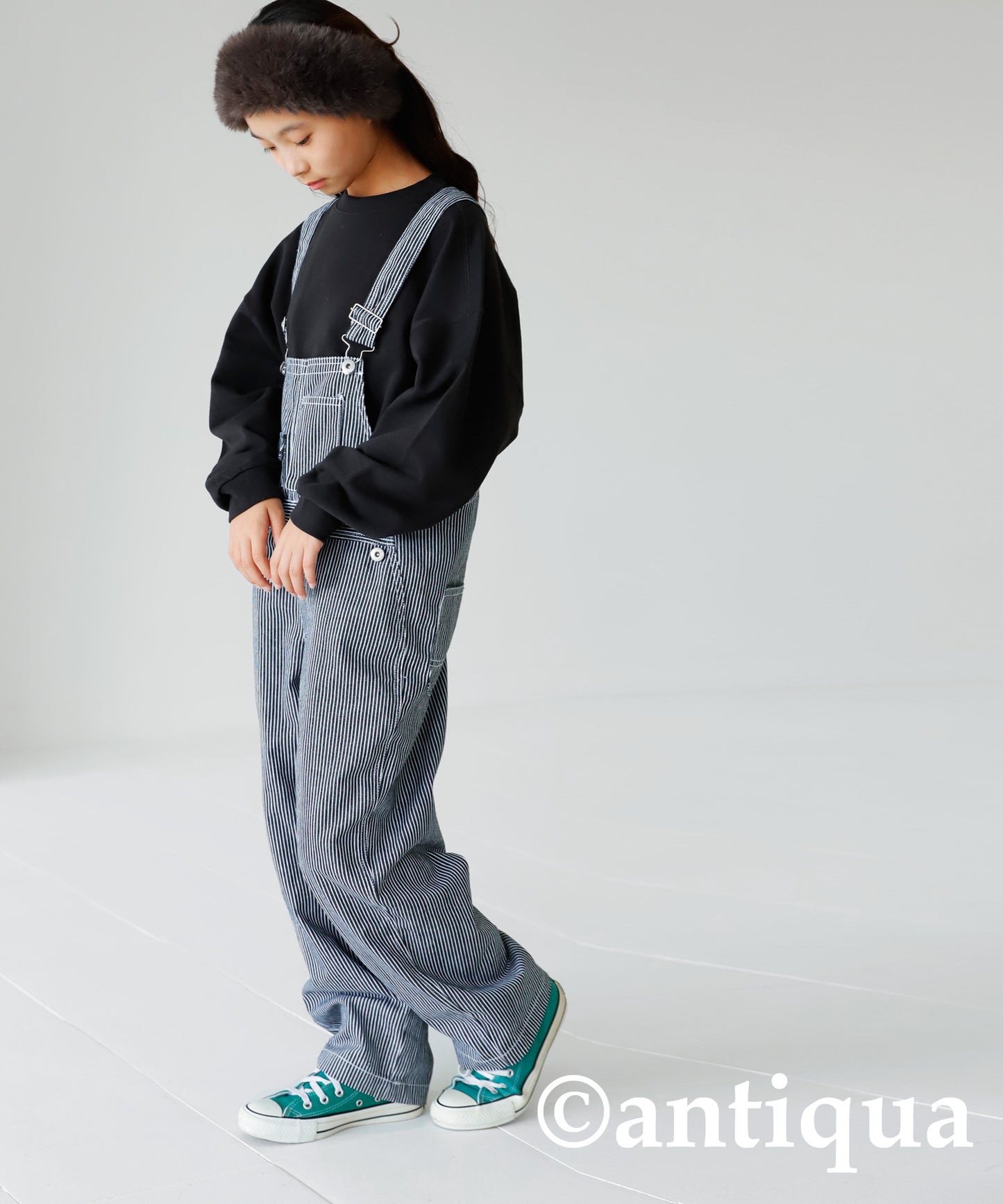 100% Cotton Basic Silhouette Sweatshirt Junior