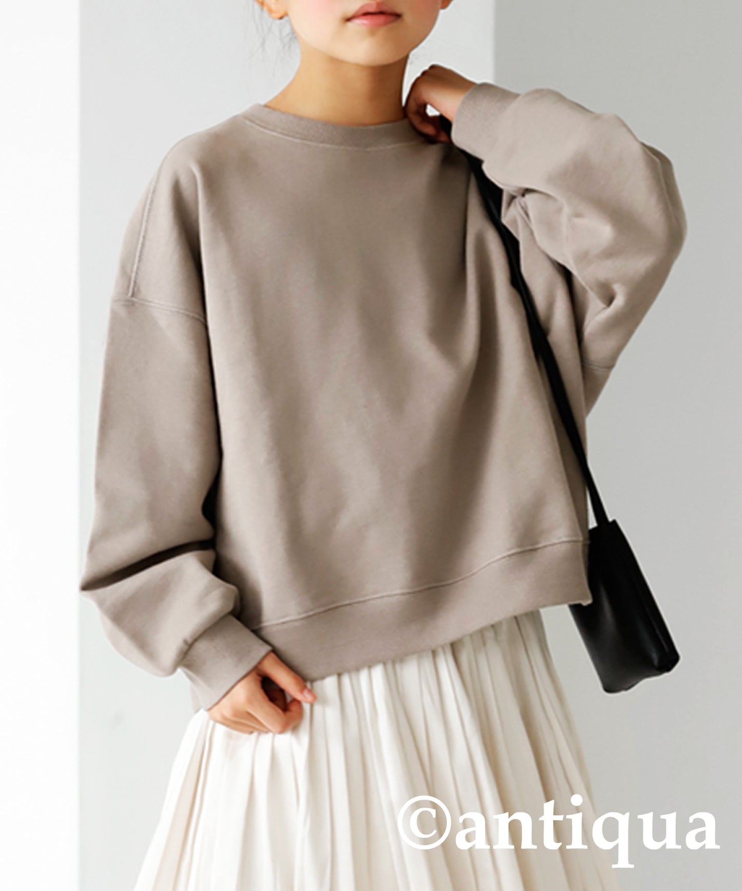 100% Cotton Basic Silhouette Sweatshirt Junior