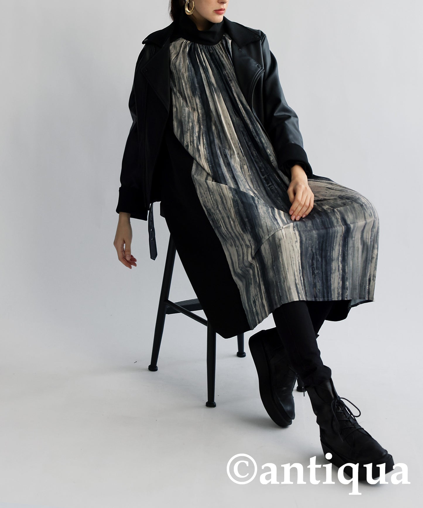 Nuance Pattern High Collar Dress Ladies