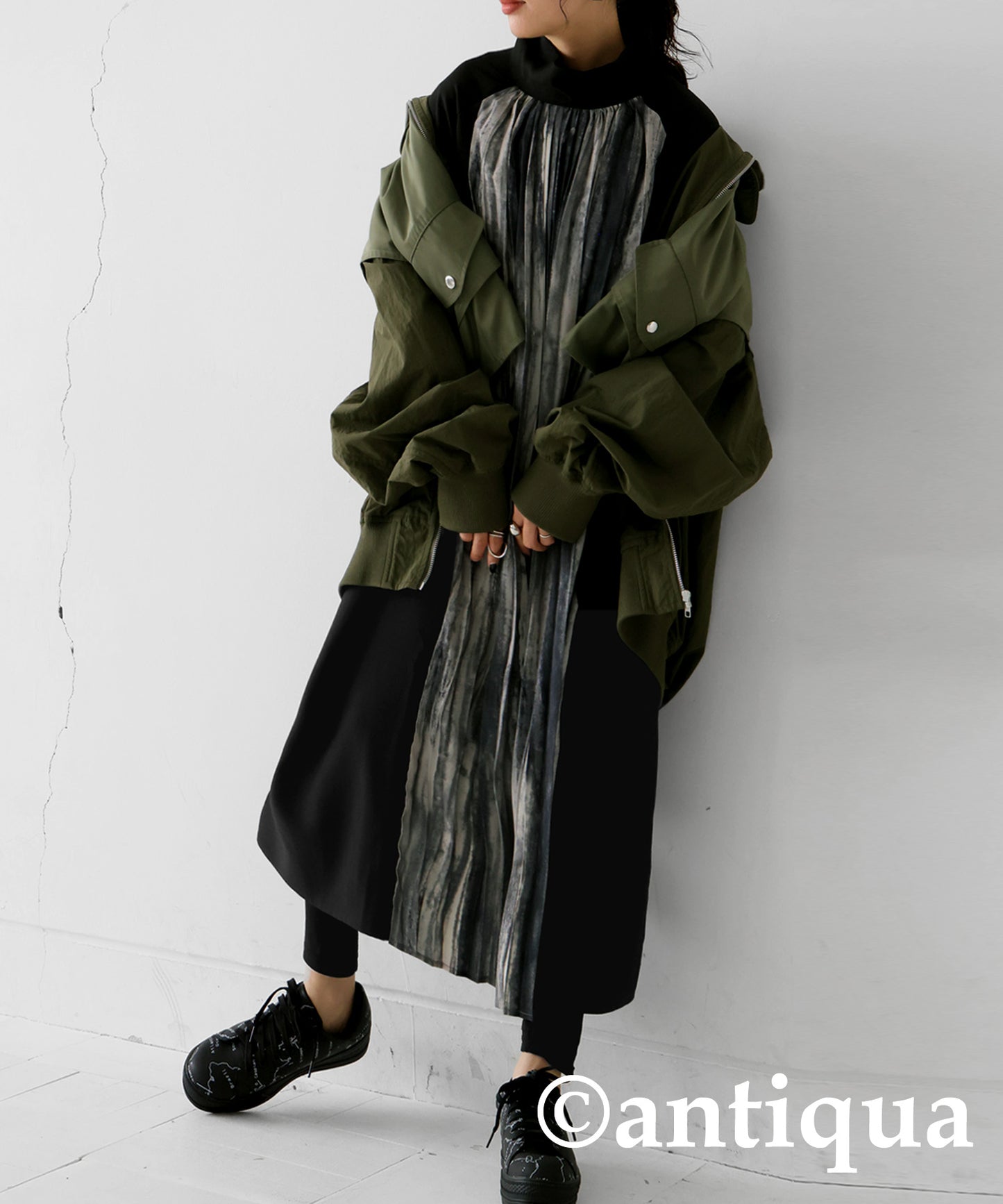 Nuance Pattern High Collar Dress Ladies