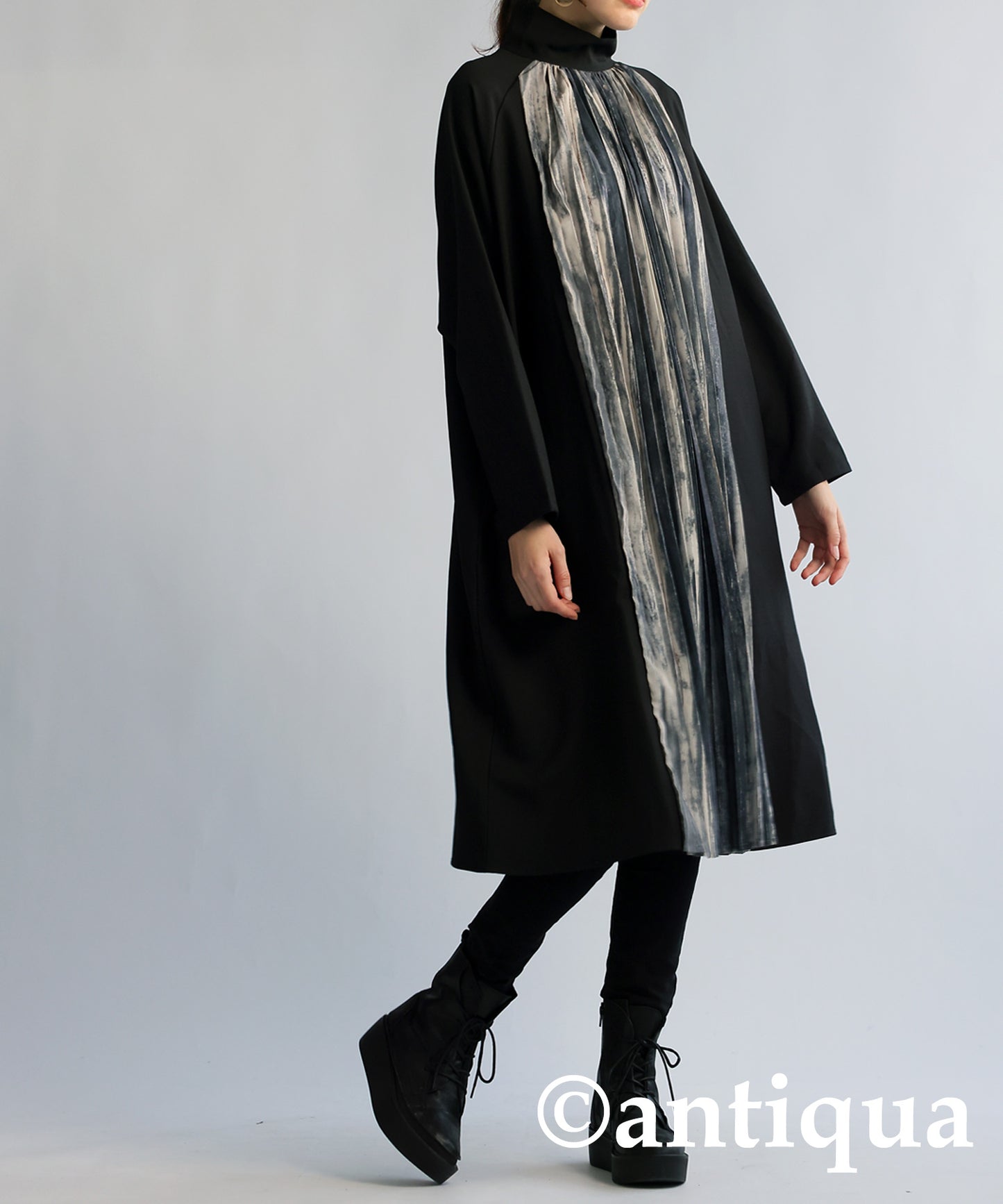 Nuance Pattern High Collar Dress Ladies