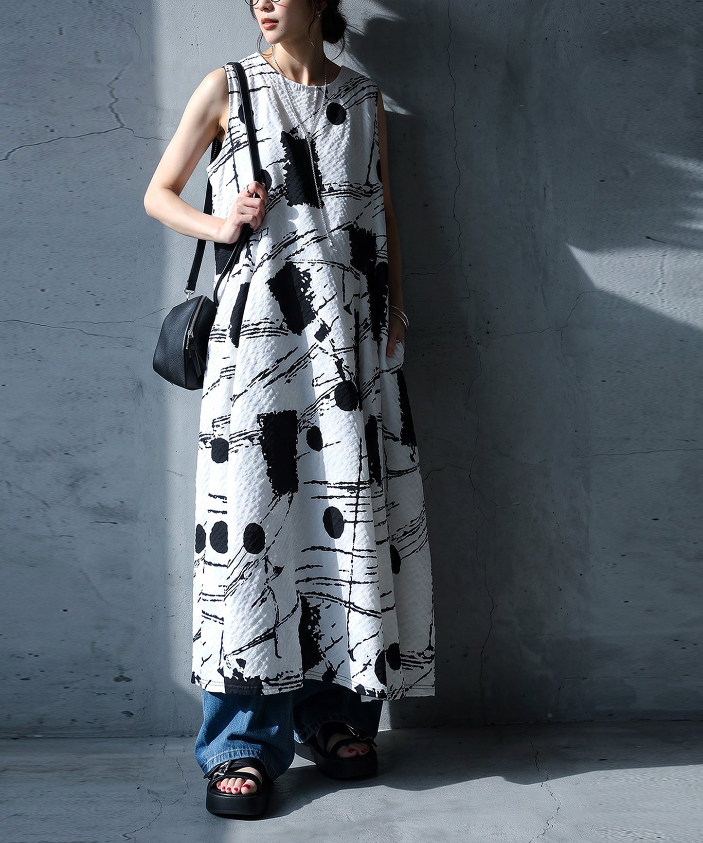 Flared Seersucker Art Print Dress Ladies
