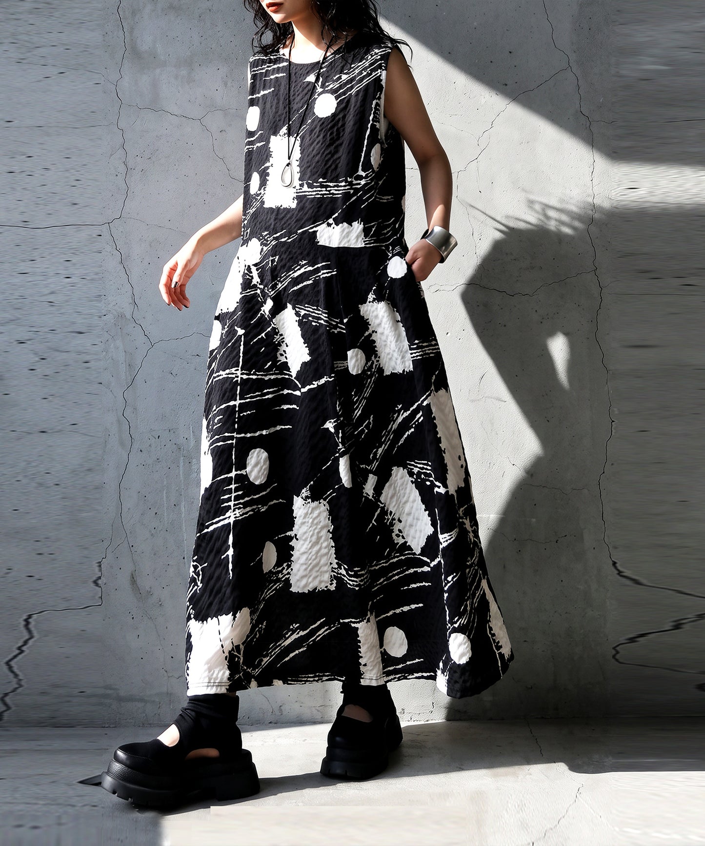 Flared Seersucker Art Print Dress Ladies