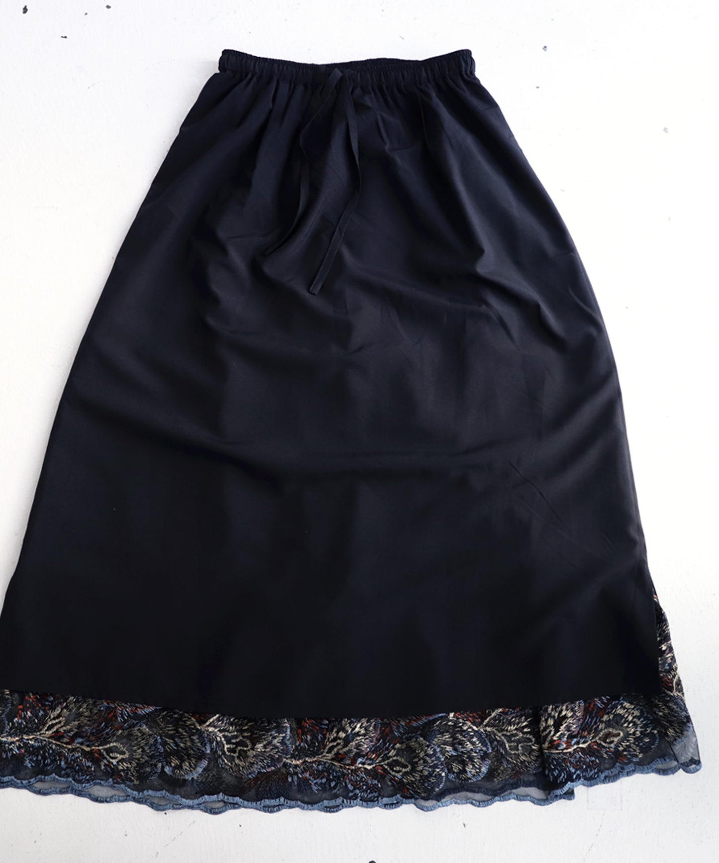 Jacquard weave embroidery Ladies tulle skirt