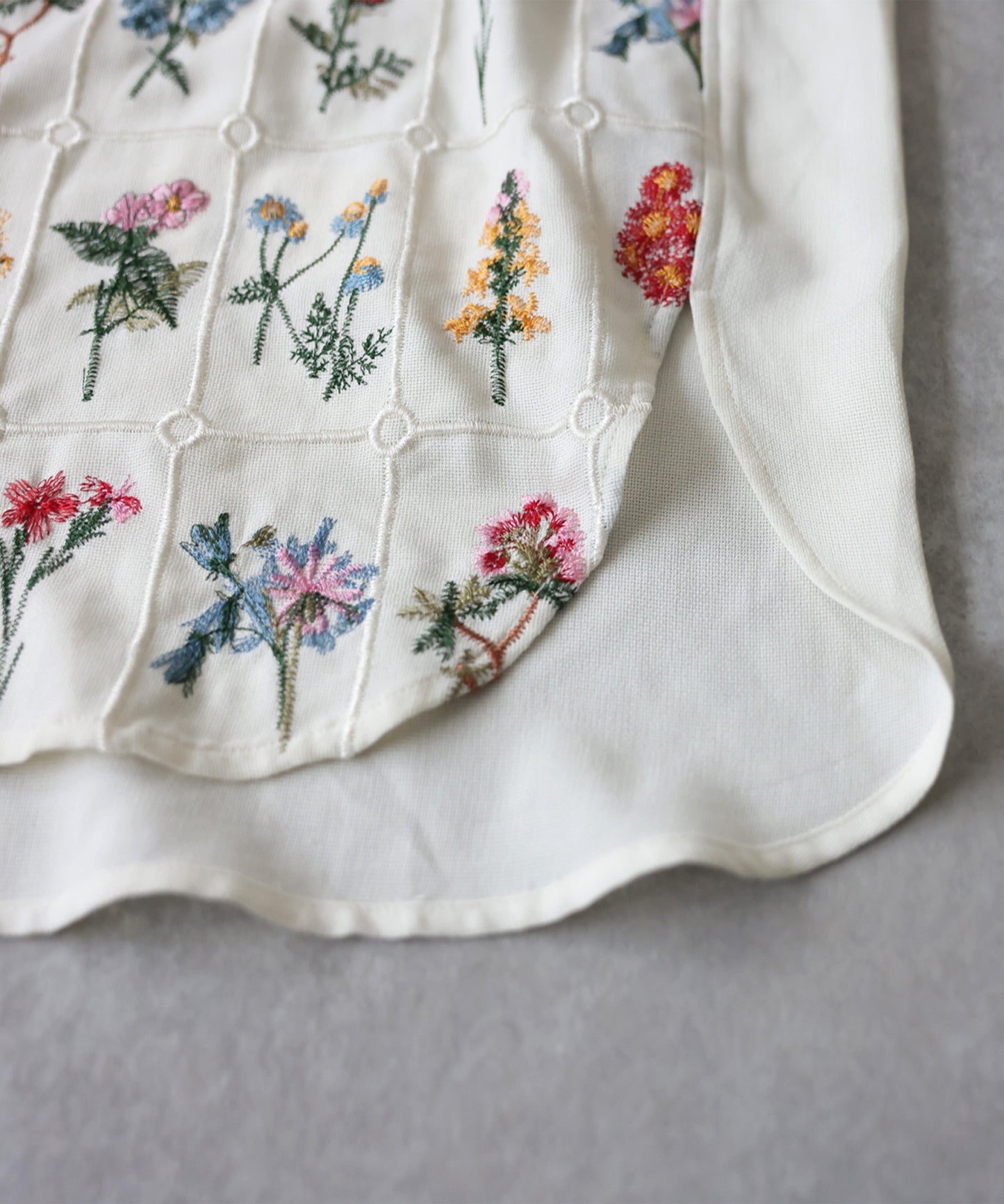 Floral Embroidered Band Collar Shirt Ladies
