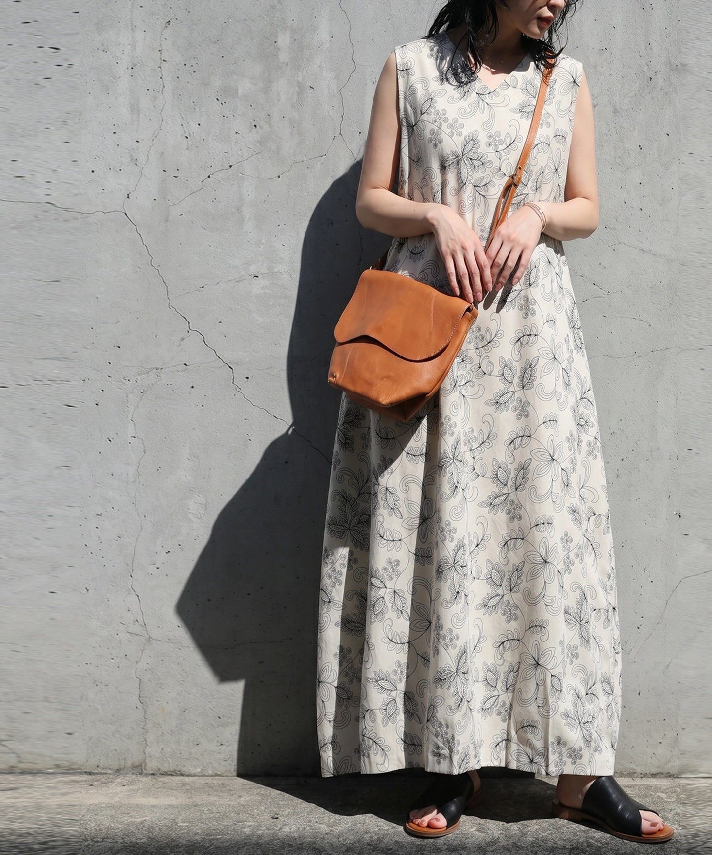 Embroidered Floral Cocoon Dress Ladies