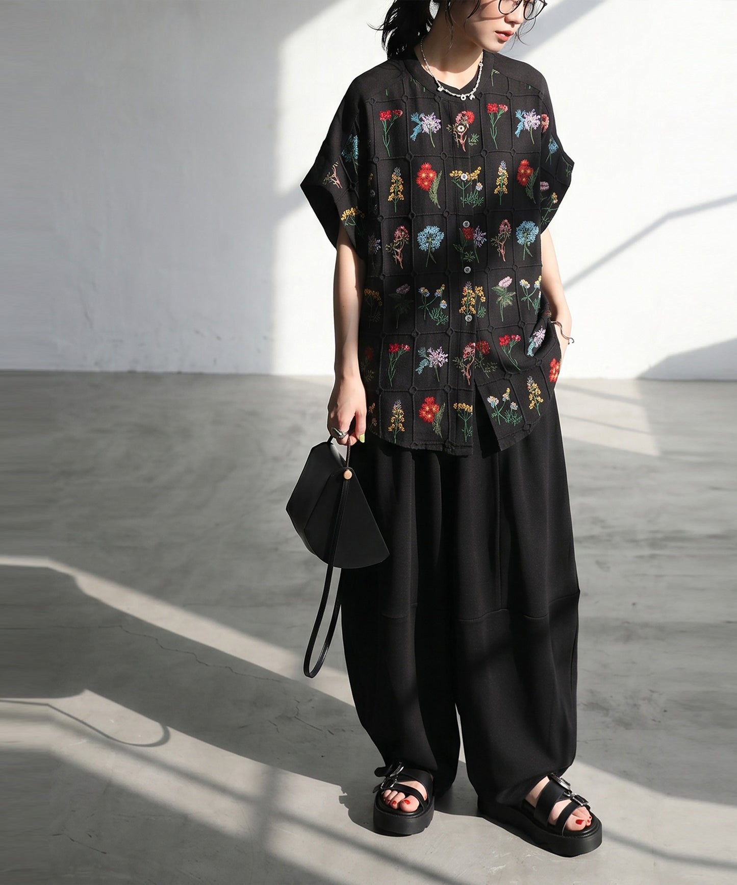 Band Collar Floral Embroidered Shirt Ladies